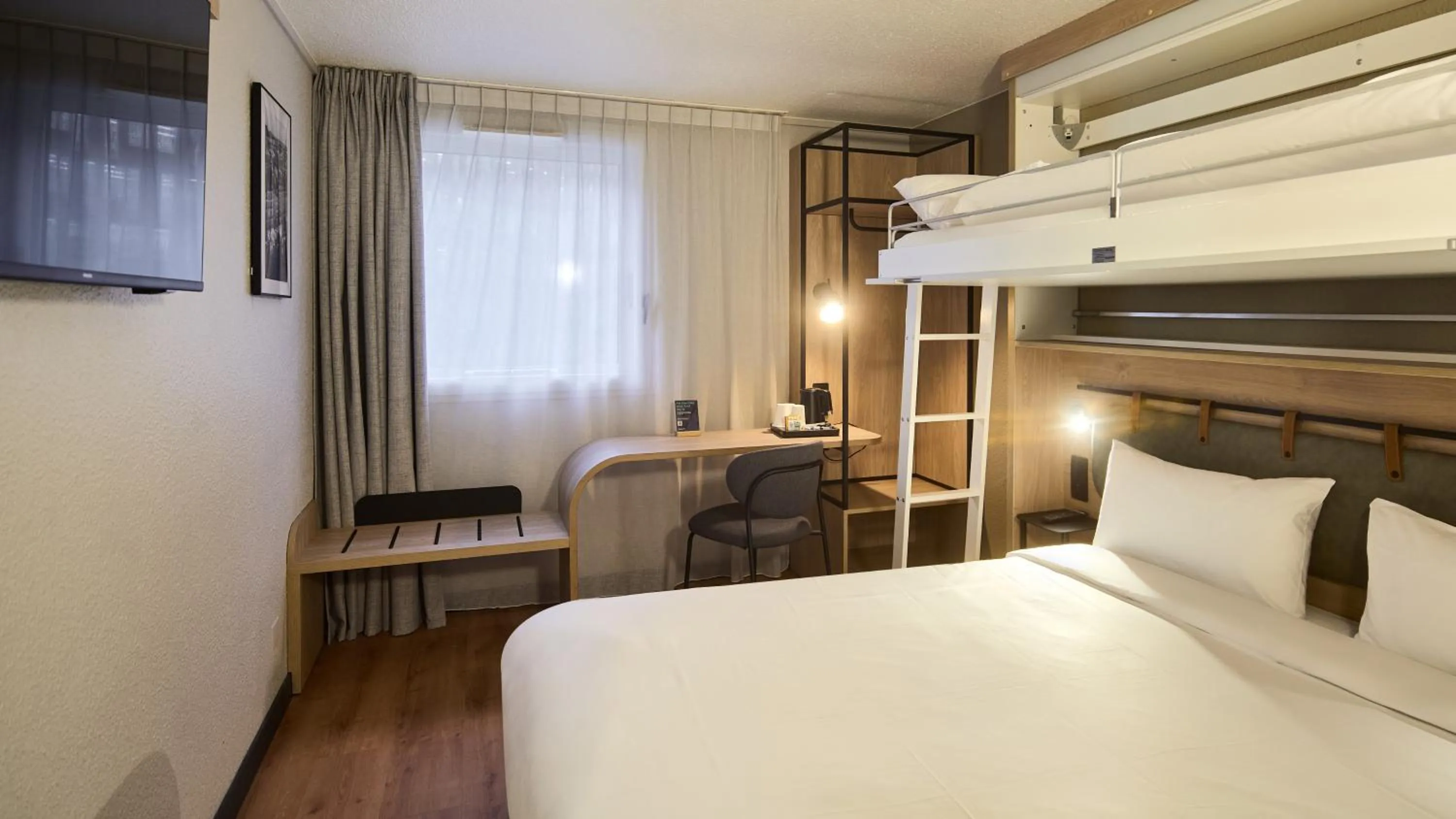 Bed in Campanile PRIME - Arcueil