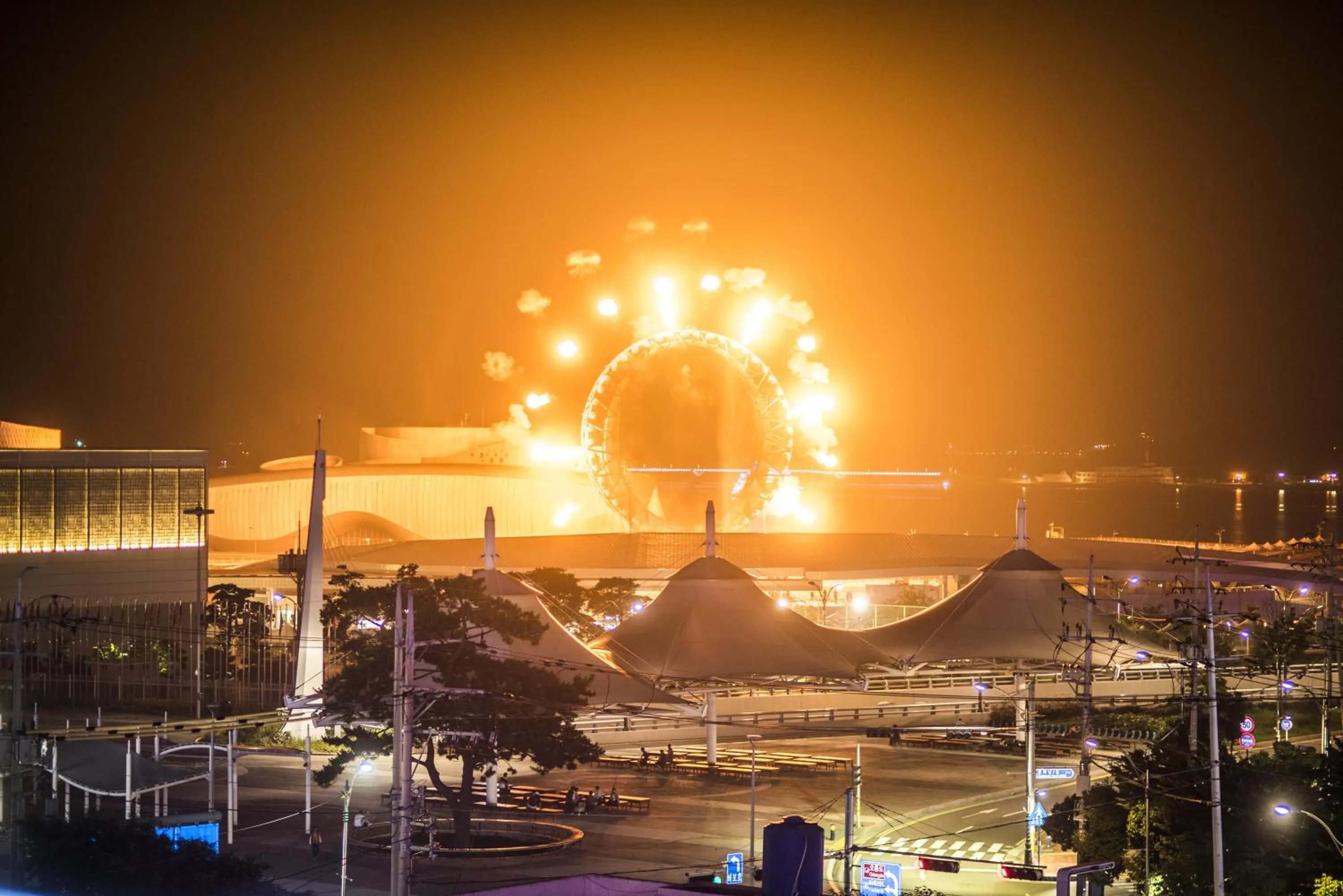 People in Big O Show Guesthouse