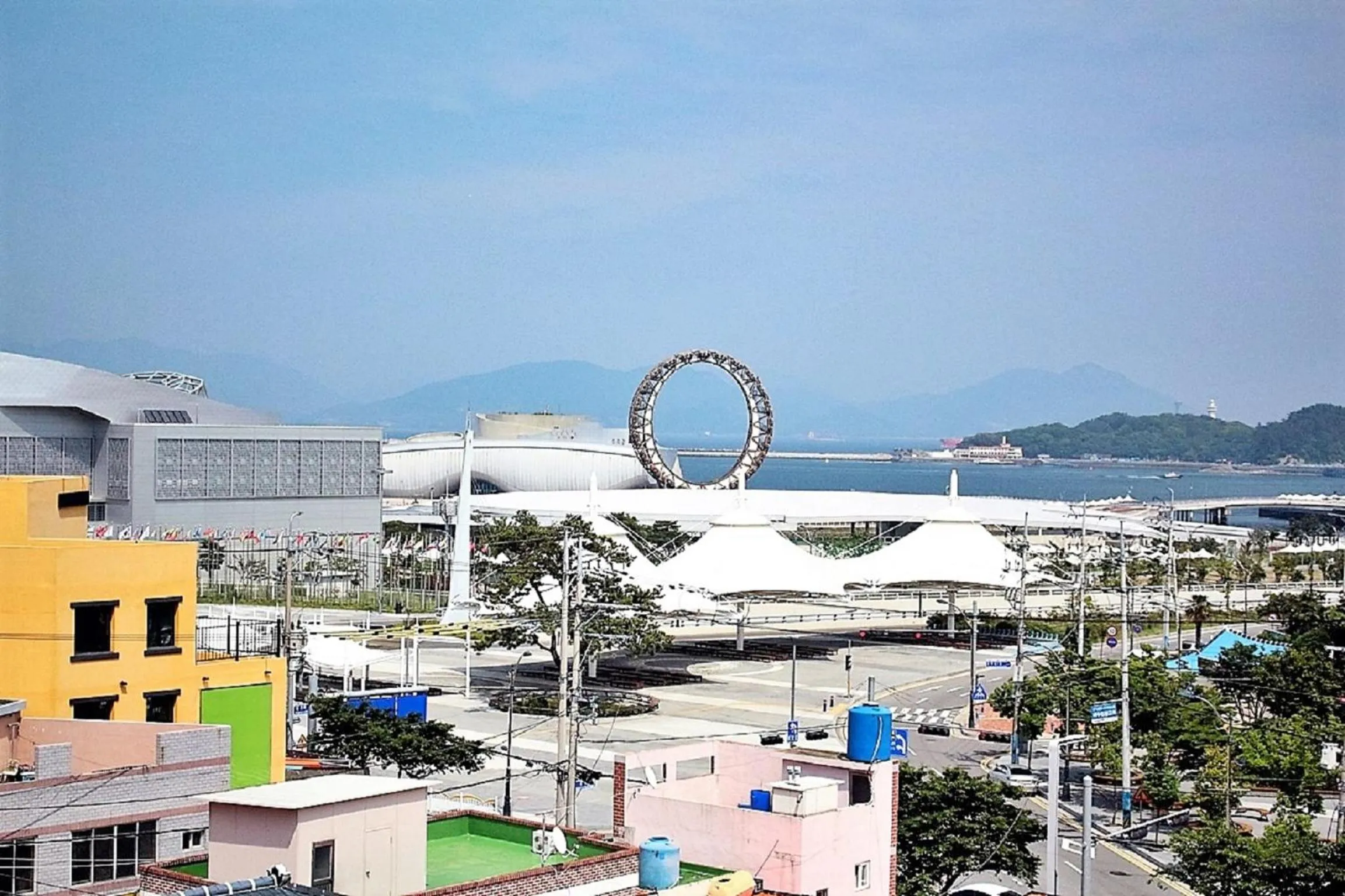 Restaurant/places to eat in Big O Show Guesthouse