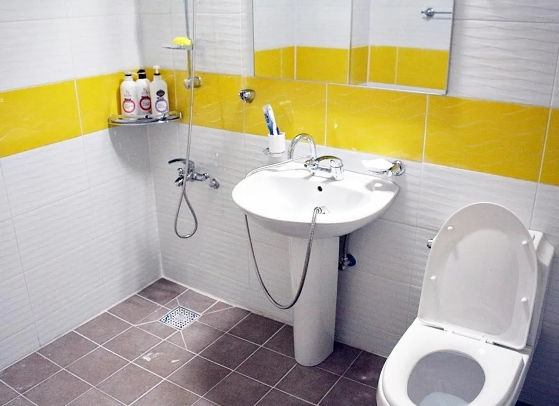 Toilet, Bathroom in Big O Show Guesthouse