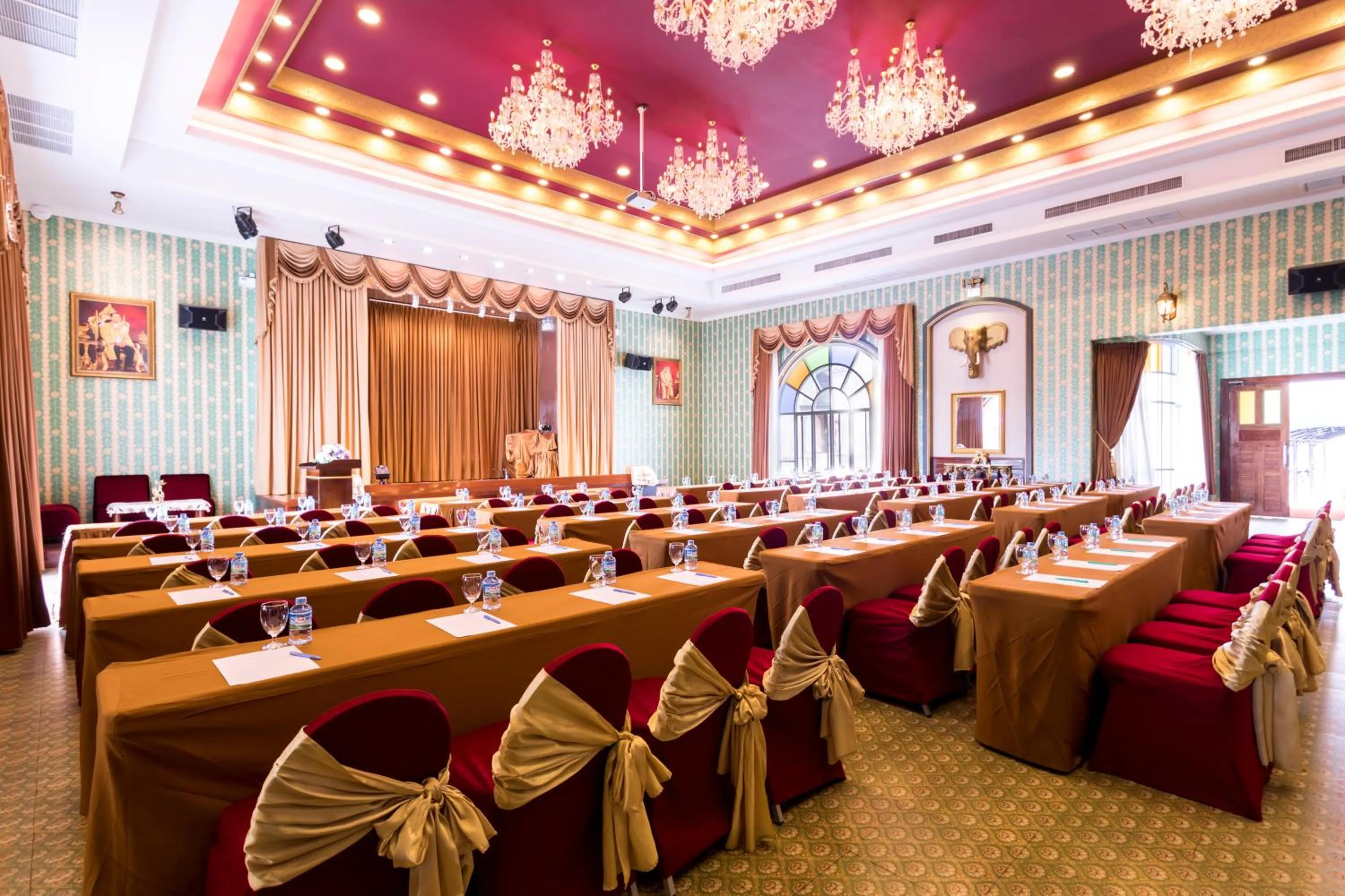 Meeting/conference room in Erawan Hotel