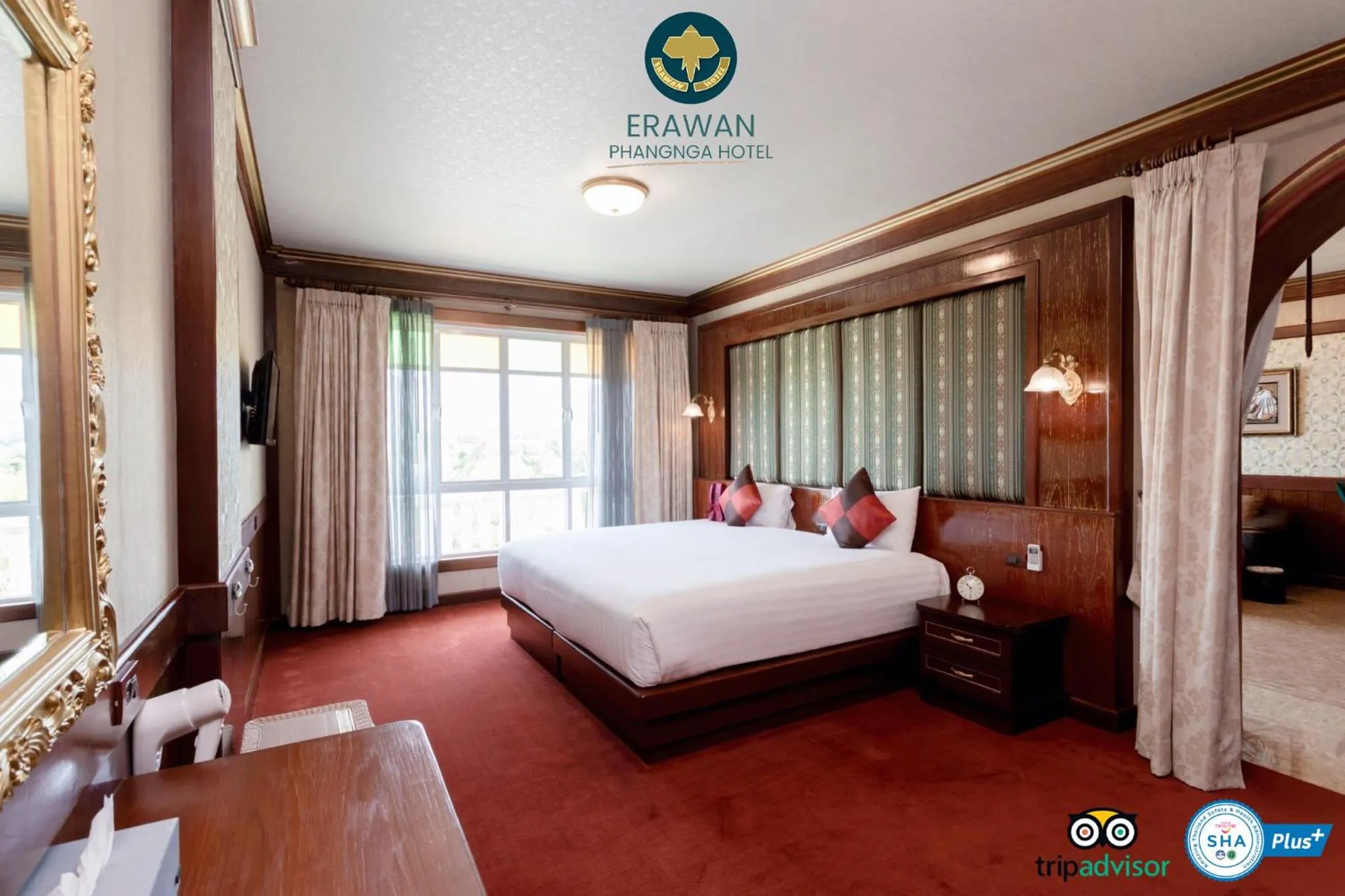 Bedroom, Bed in Erawan Hotel