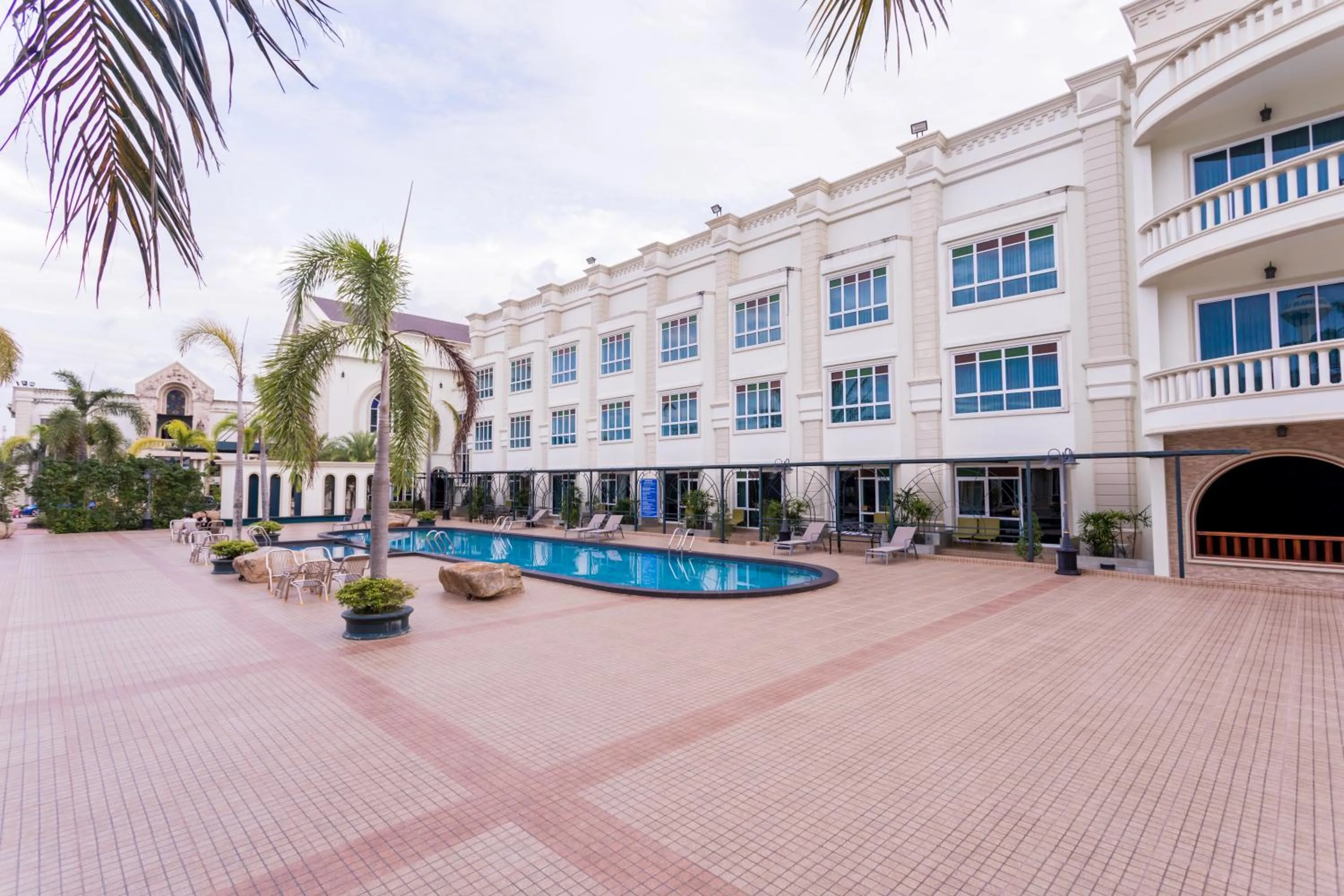 Property building in Erawan Hotel