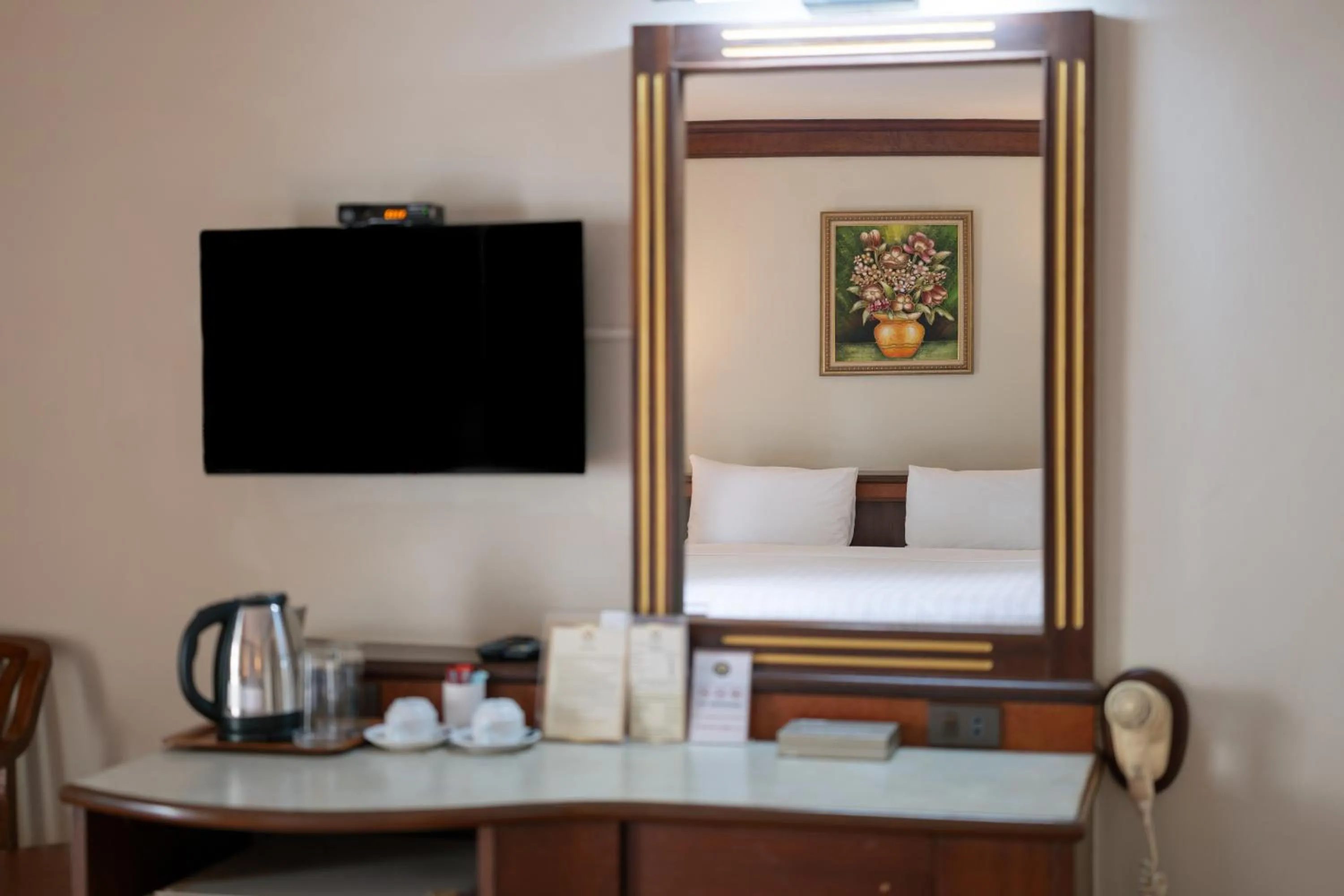 Erawan Hotel,Natai Beach