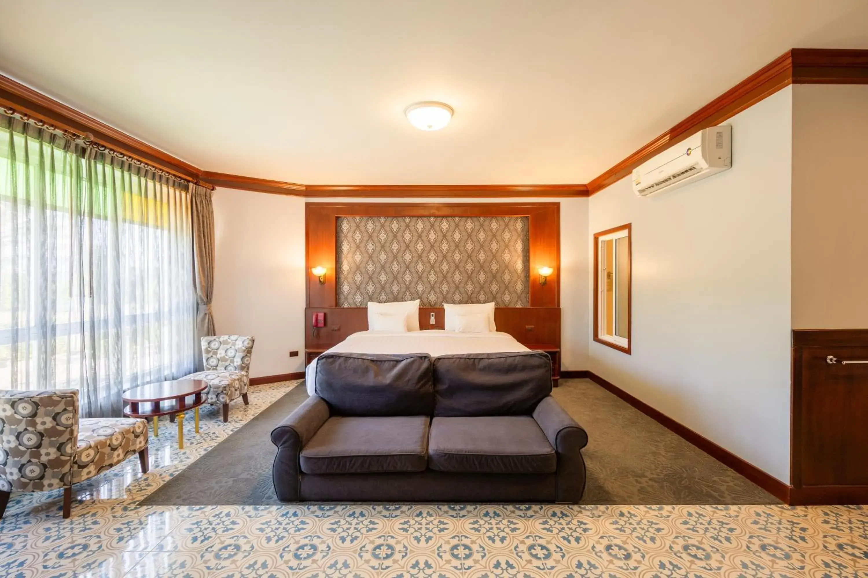 Junior Suite in Erawan Phangnga Hotel, Natai Beach Junior Suite in Erawan Phangnga Hotel, Natai Beach