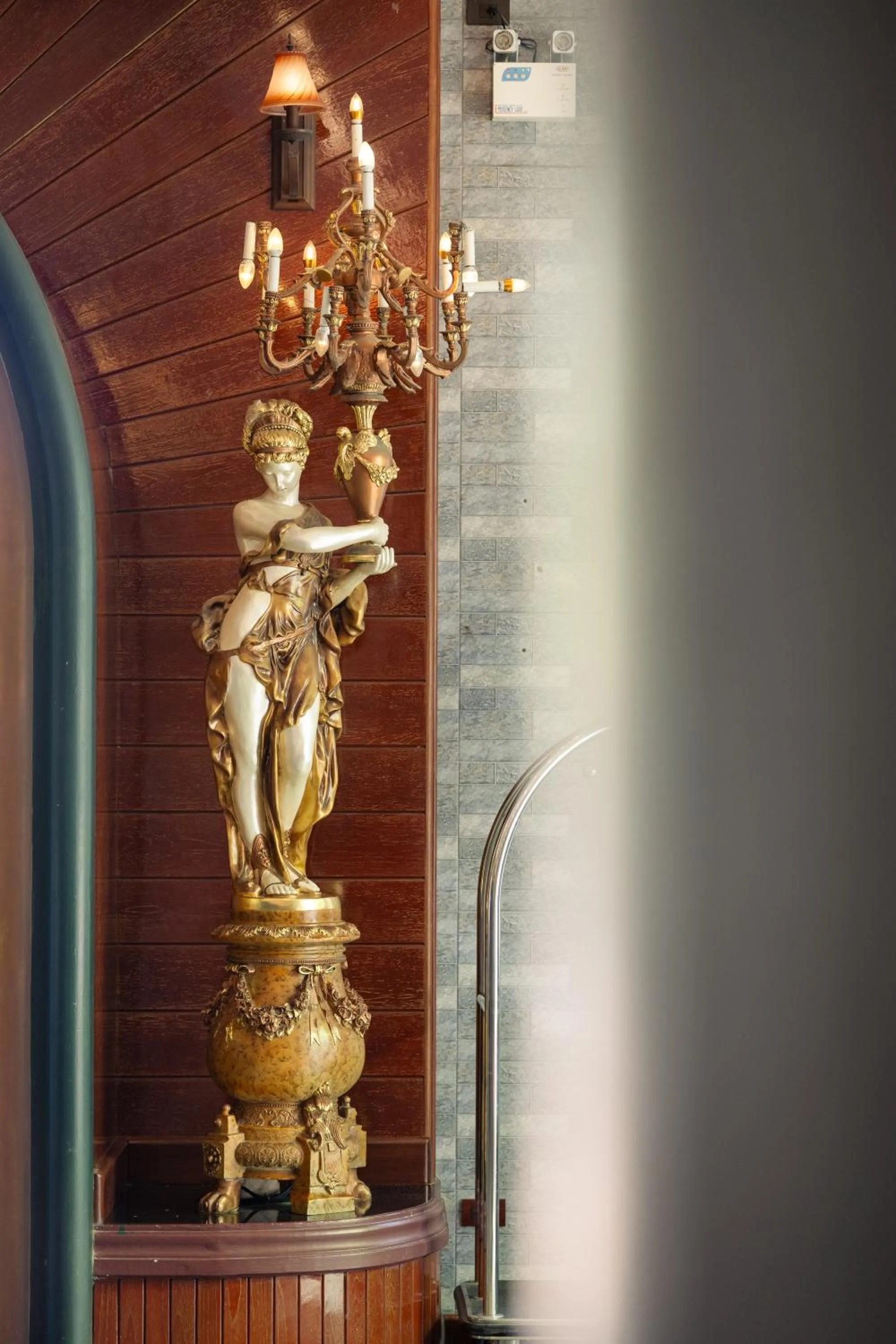 Inner courtyard view in Erawan Phangnga Hotel, Natai Beach