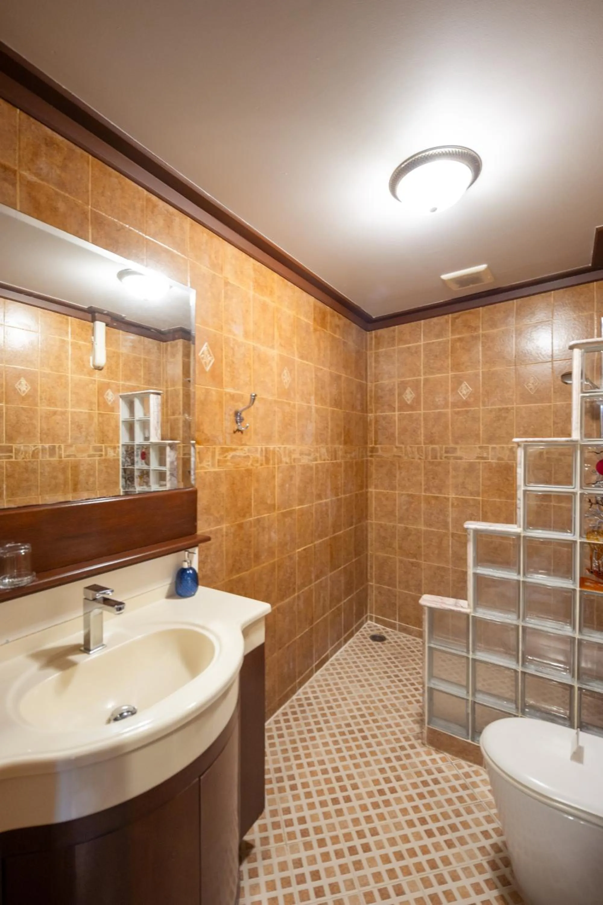 Bathroom in Erawan Phangnga Hotel, Natai Beach