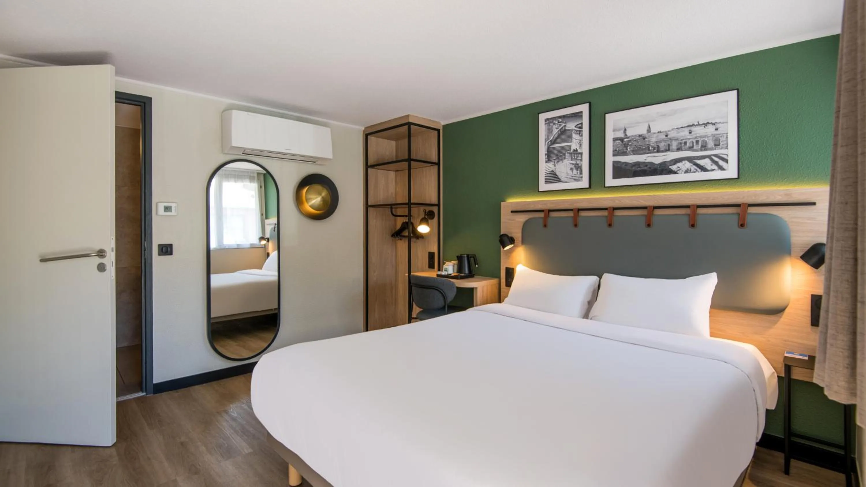 Bedroom, Bed in Campanile NATURE - Rodez