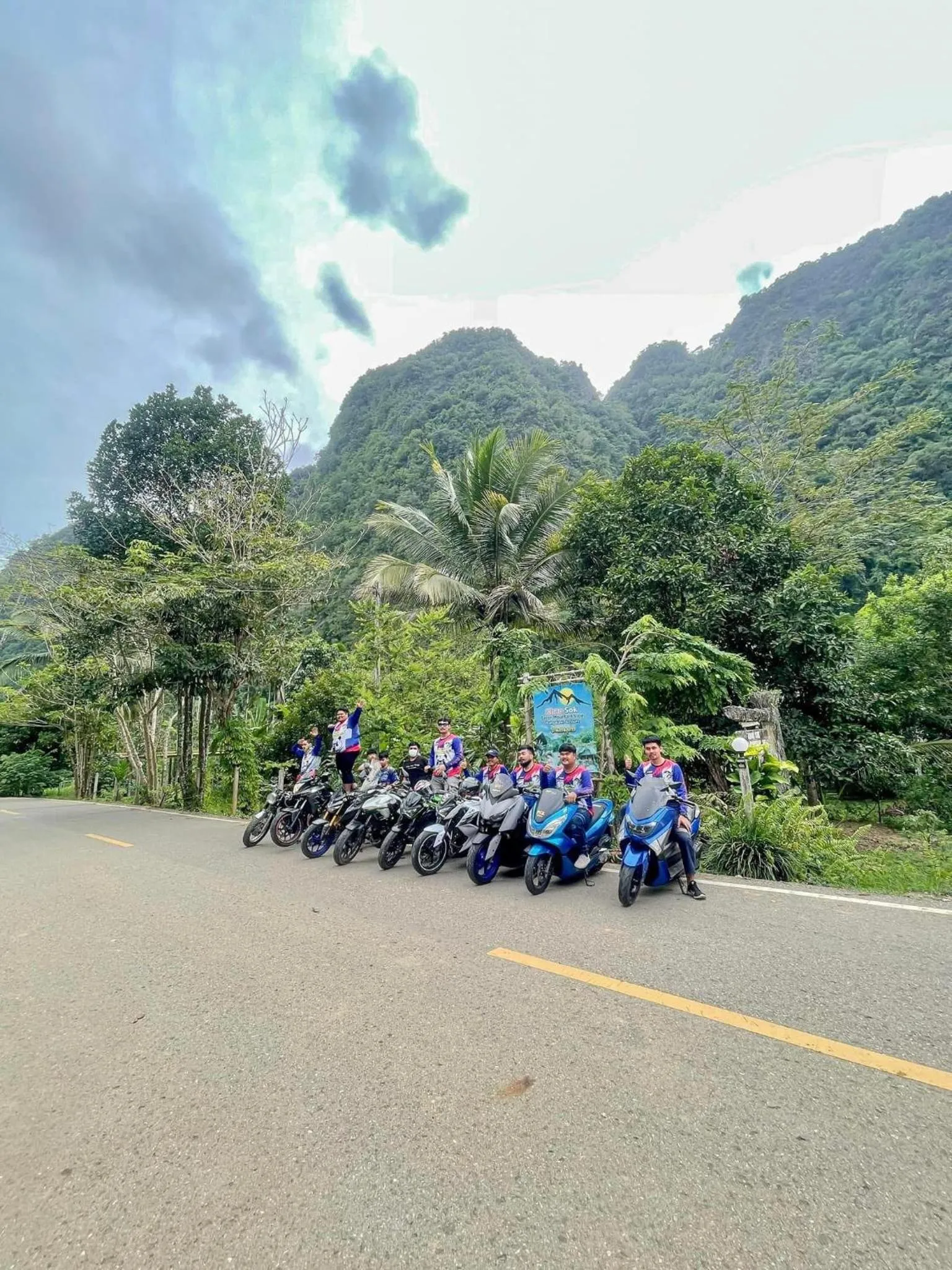 Natural landscape in Khao Sok Green Mountain View