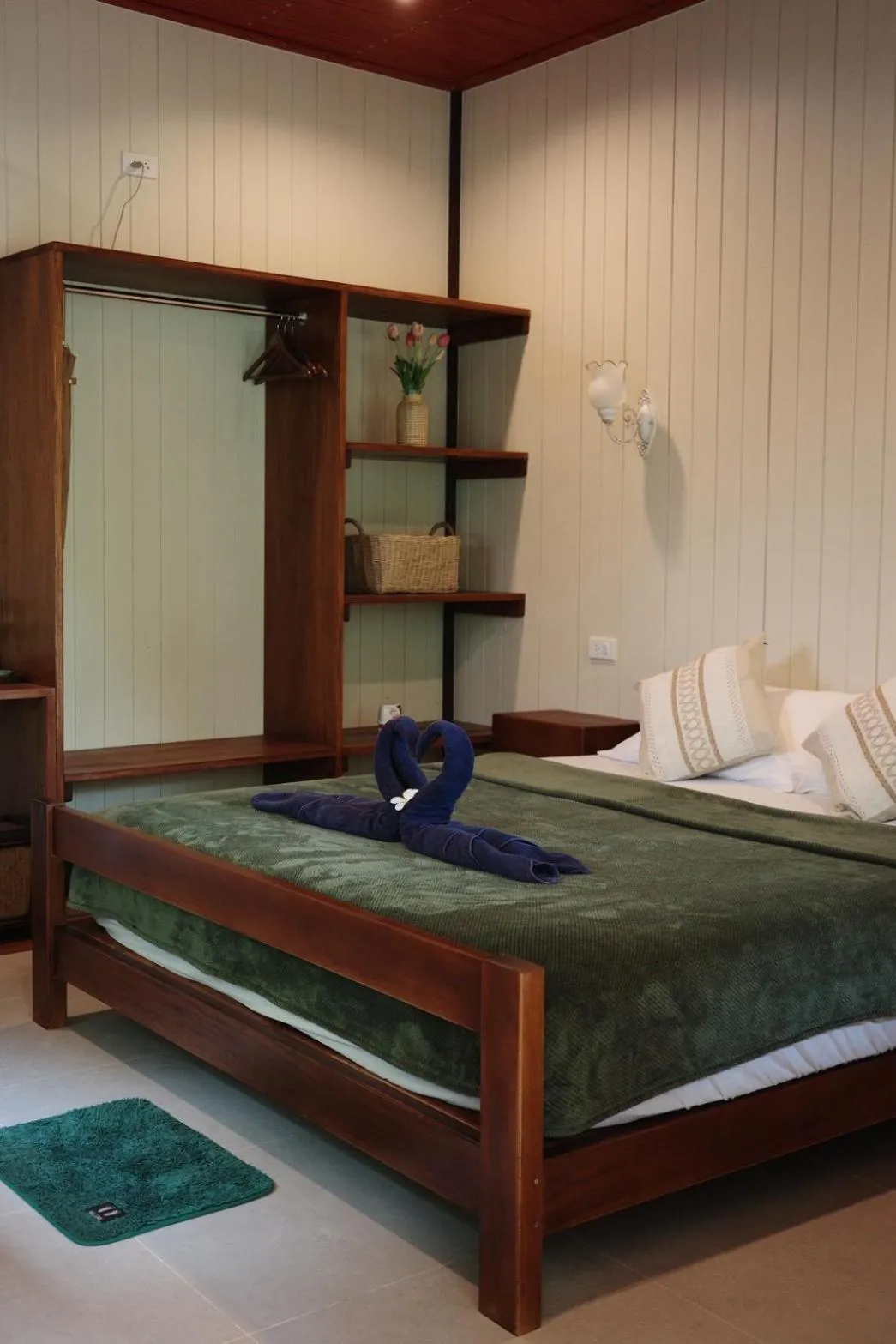 Bed in Khao Sok Green Mountain View