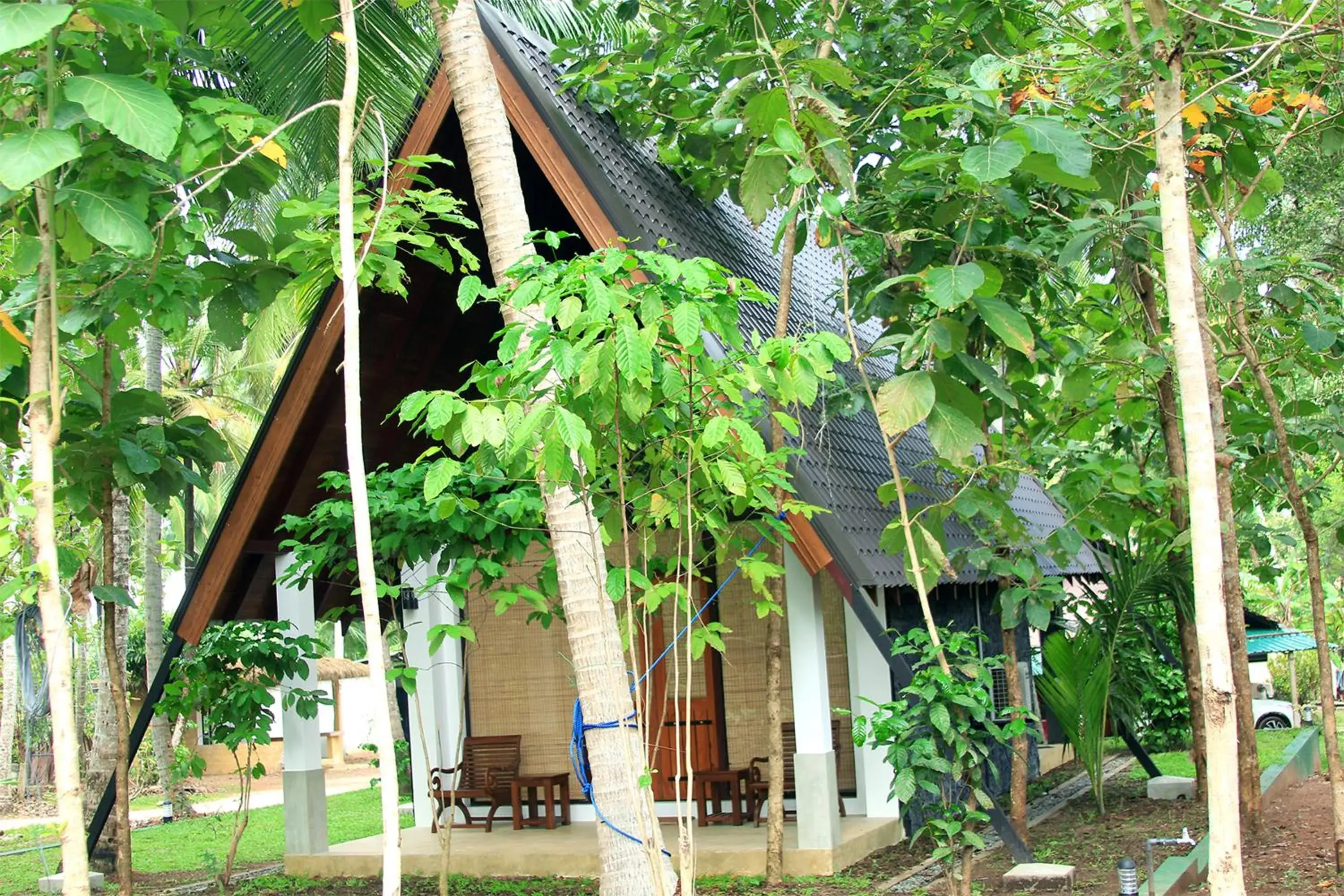 Deluxe Bungalow in Elegant Hamlets Home Stay Deluxe Bungalow in Elegant Hamlets Home Stay