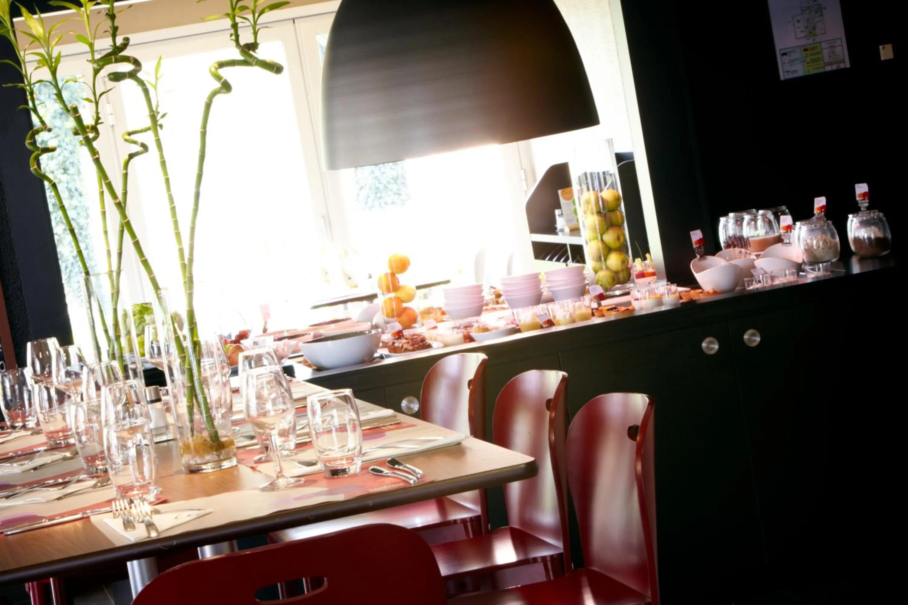 Restaurant/places to eat in Campanile Agen