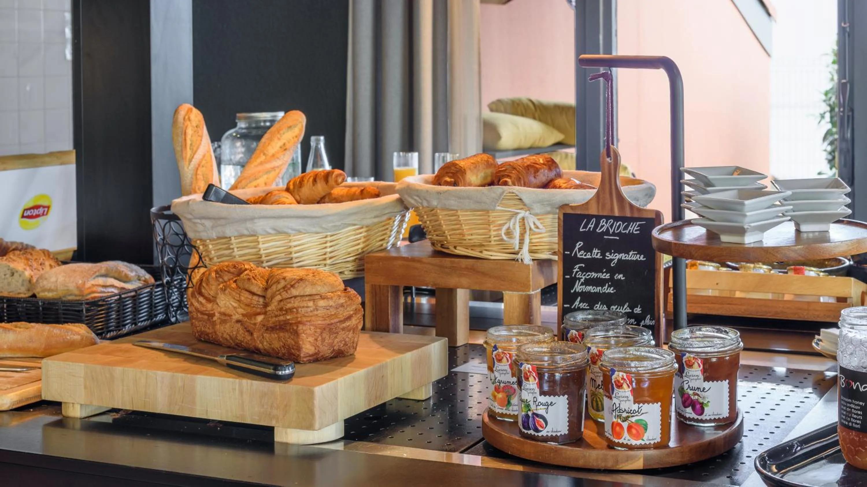 Breakfast in Campanile NATURE - Cahors