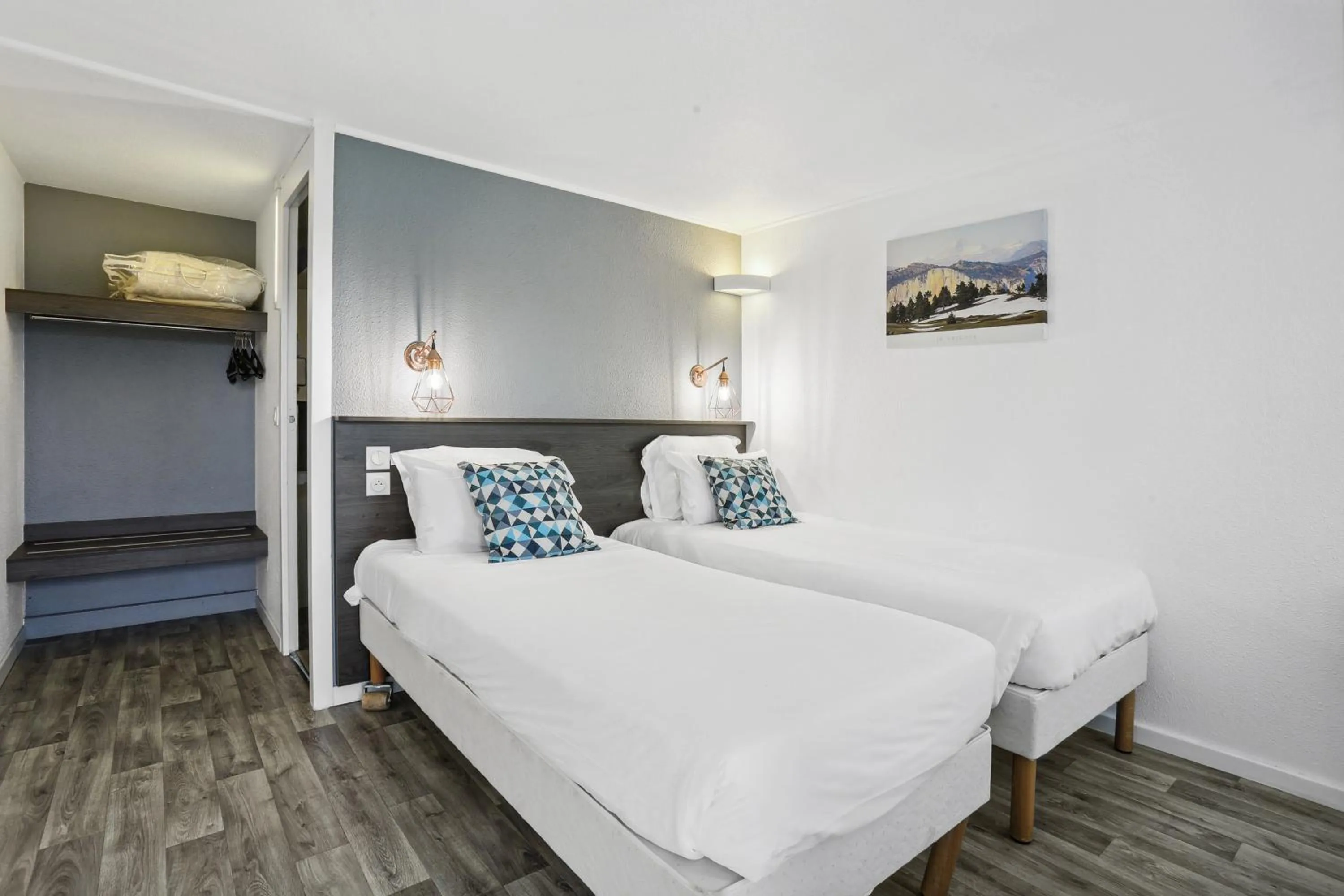 Bedroom, Bed in Le 2 By Hotel Akena - La Ferté Bernard