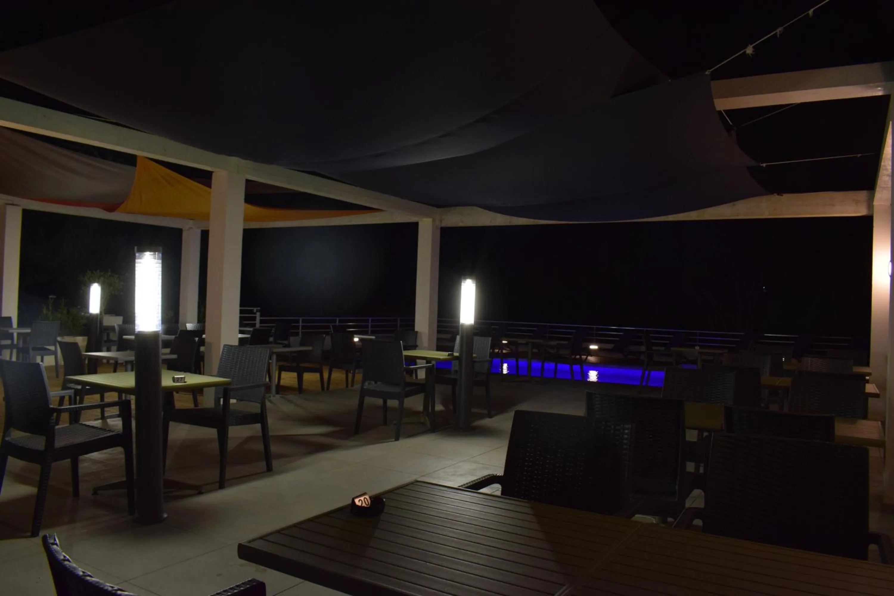 Restaurant/Places to Eat in Campanile Aix En Provence Ouest - Jas de Bouffan