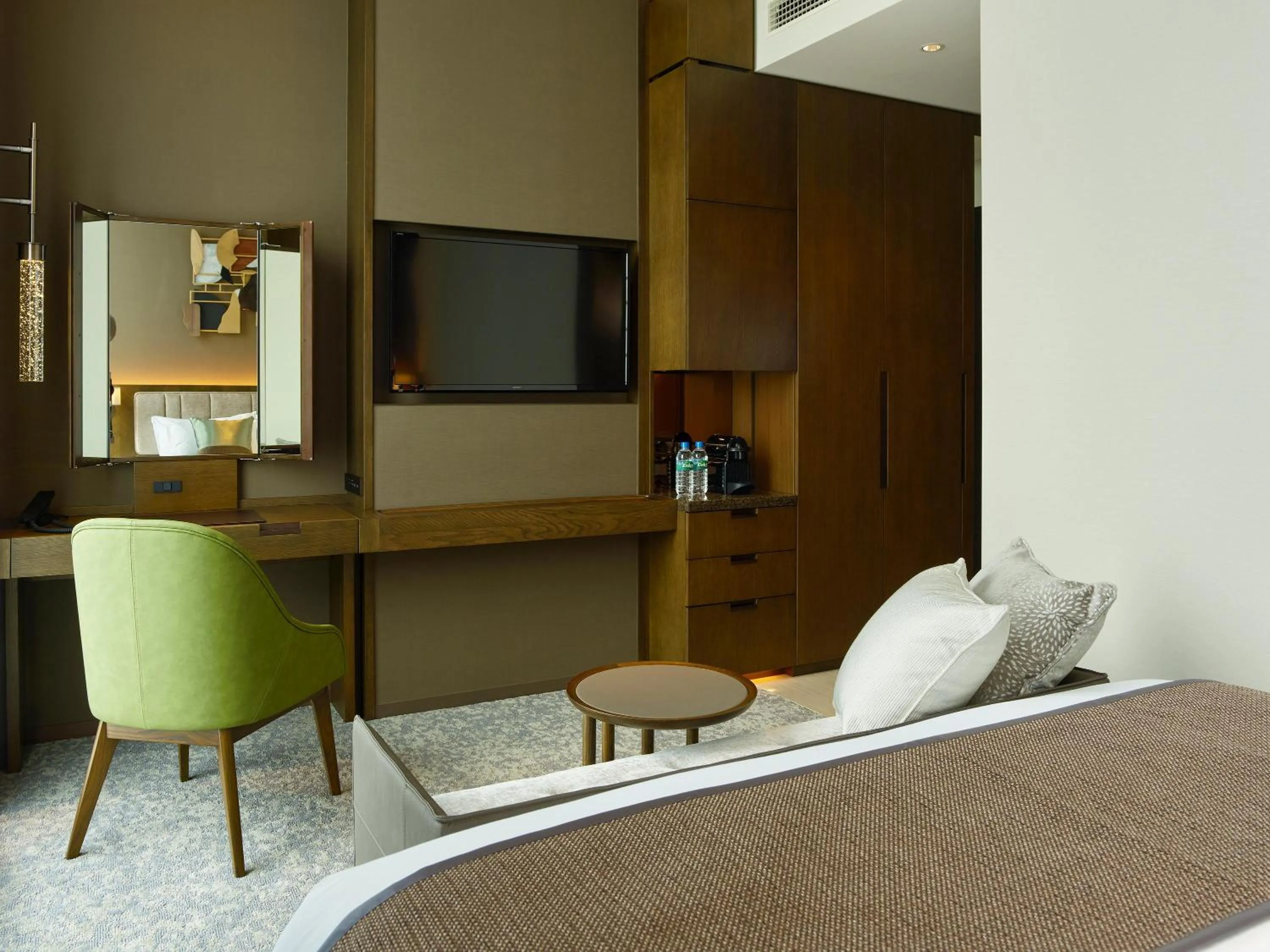 Photo of the whole room, Bed in Hotel The Celestine Ginza