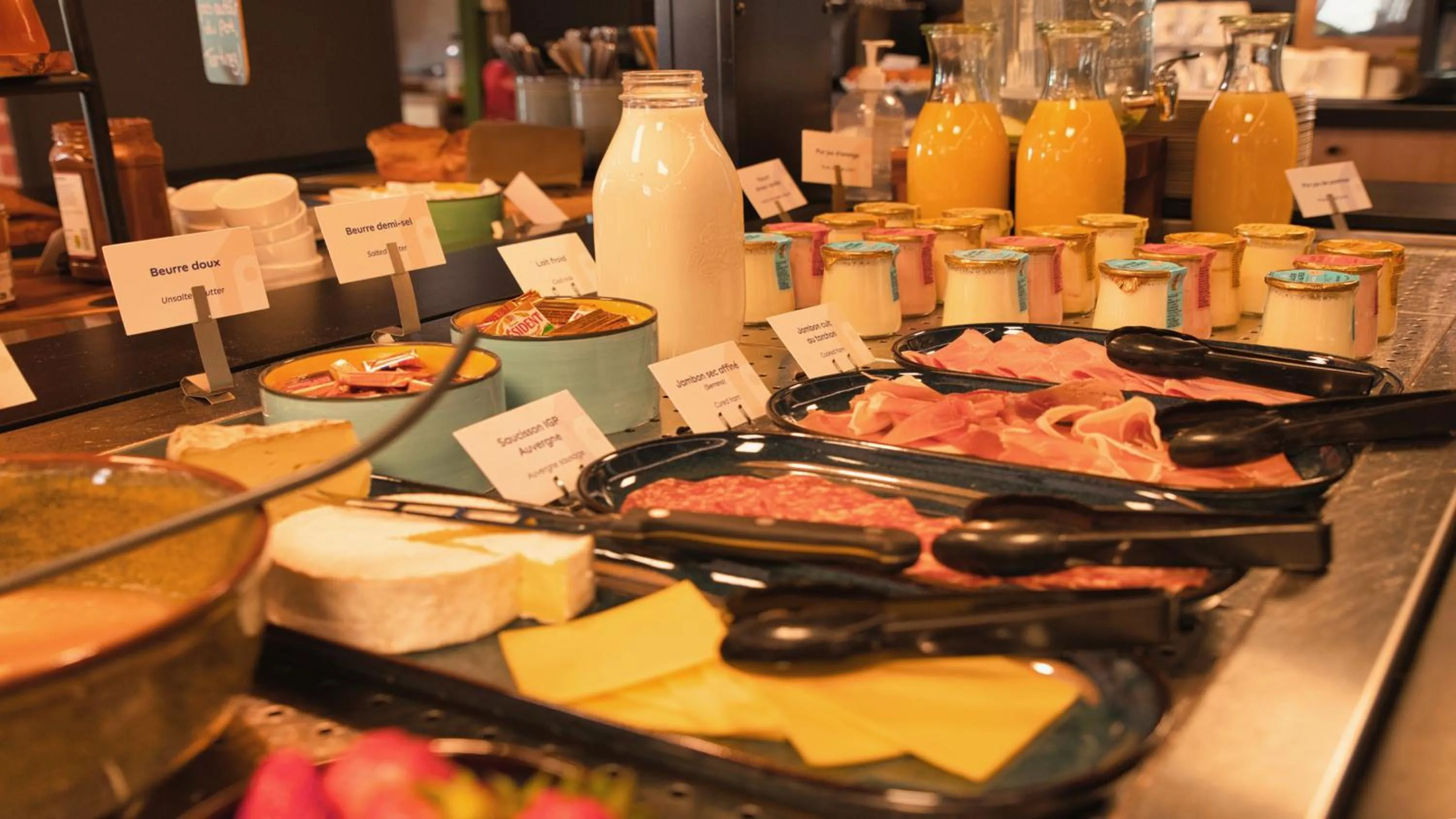 Buffet breakfast in Campanile NATURE - Dreux