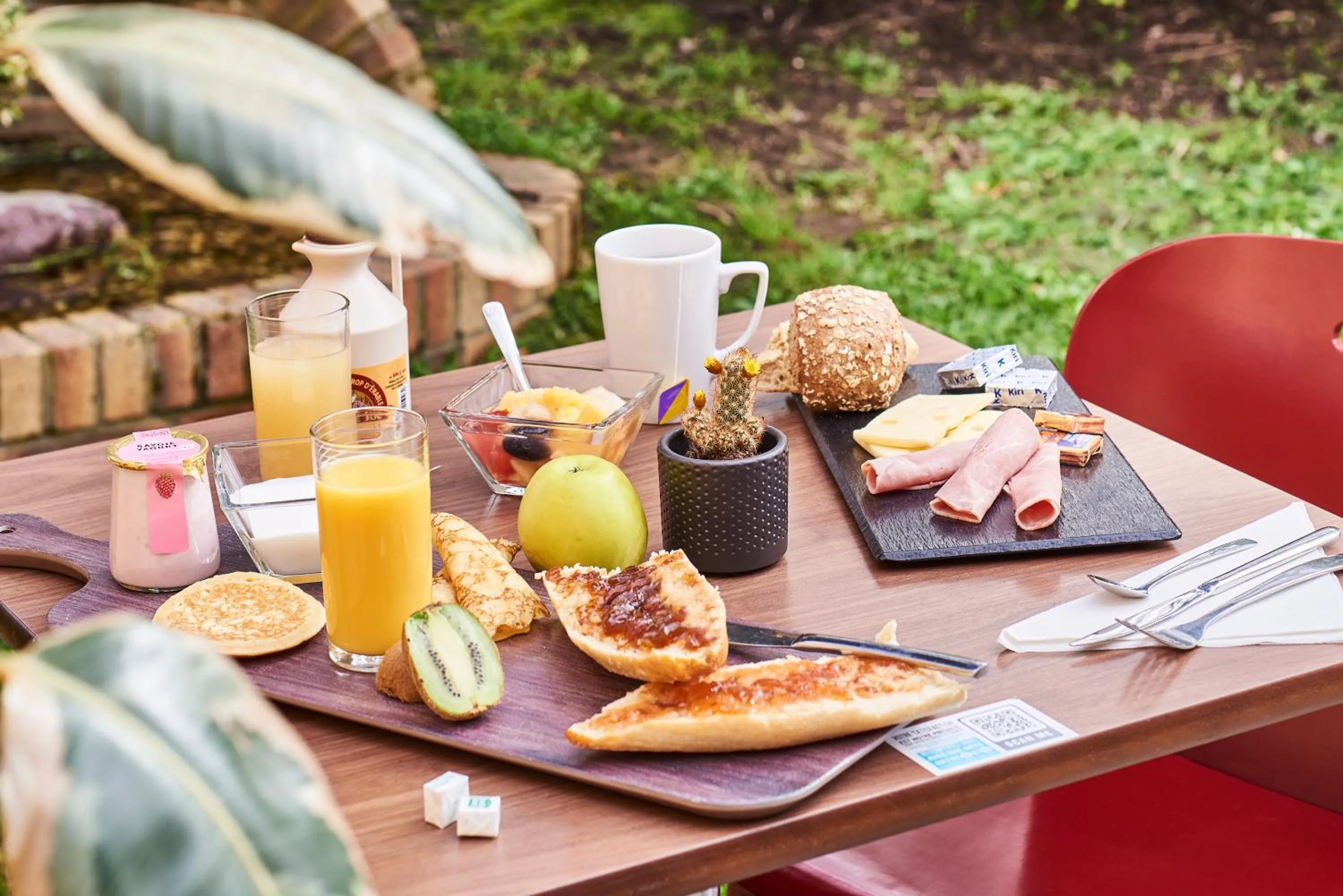 Breakfast in Kyriad Direct Le Havre Est - Gonfreville