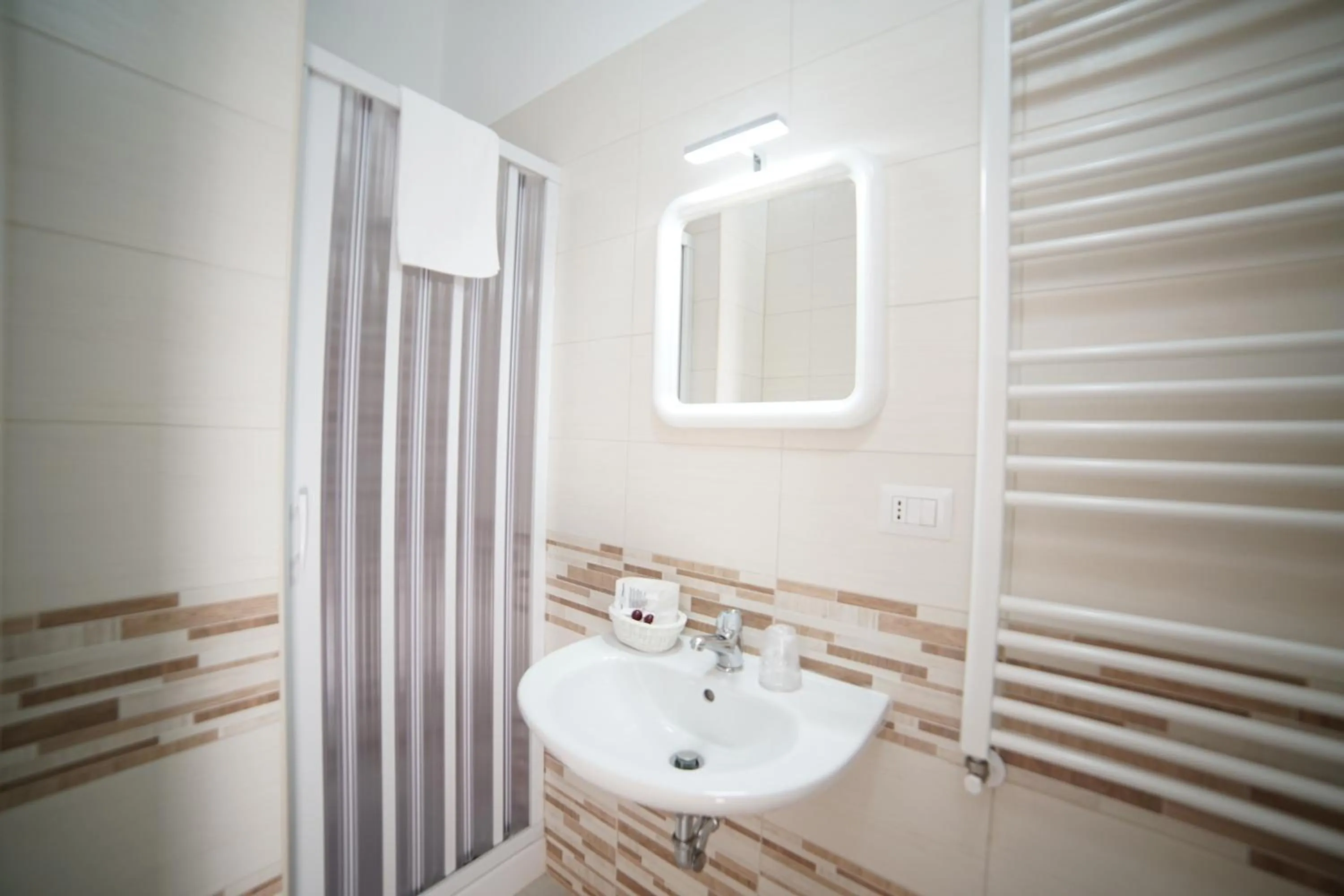 Shower in La Casa dei Sogni