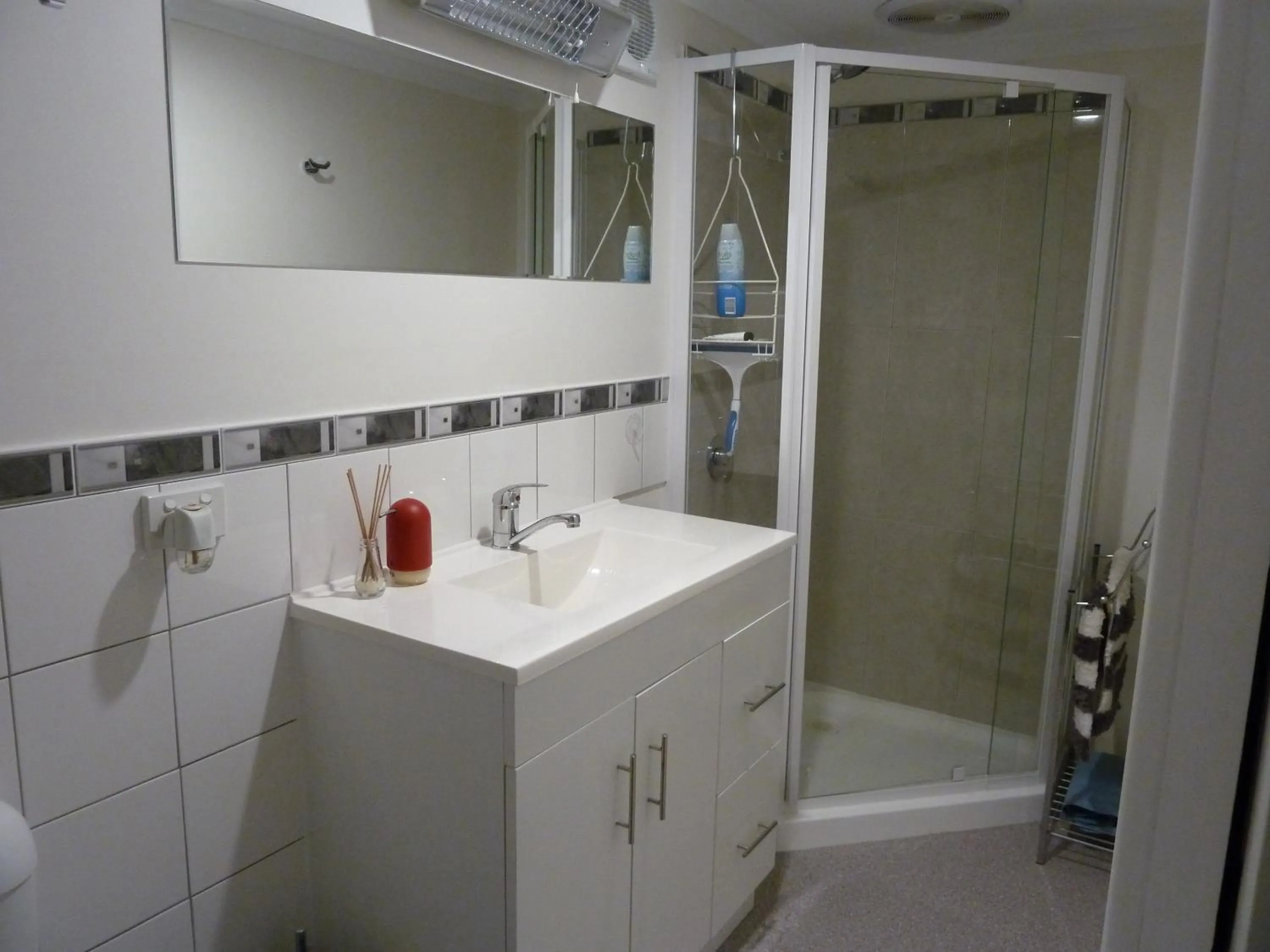 Bathroom in Panorama on Sorell B&B