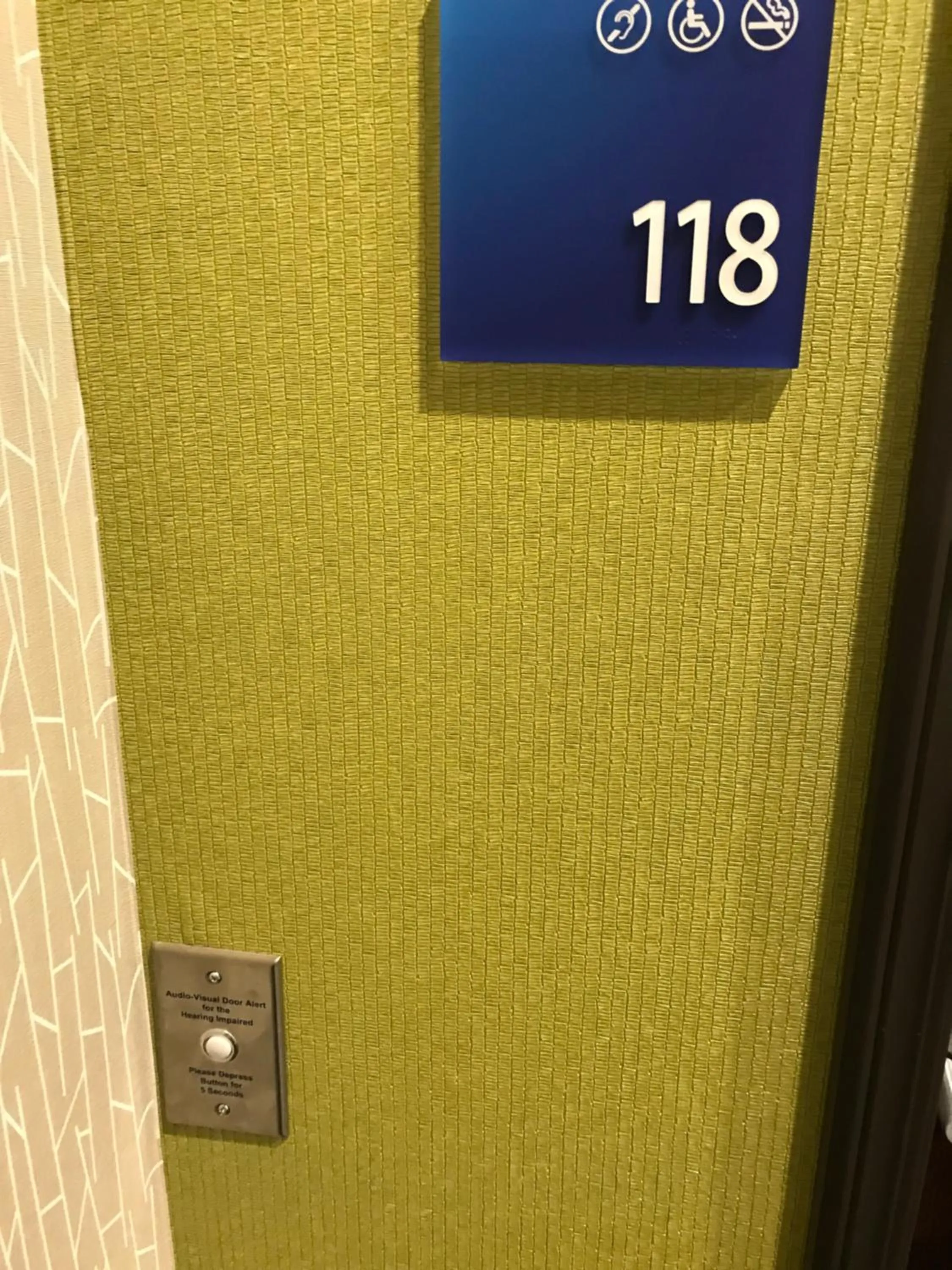 Holiday Inn Express & Suites - Pittsburgh - Monroeville by IHG