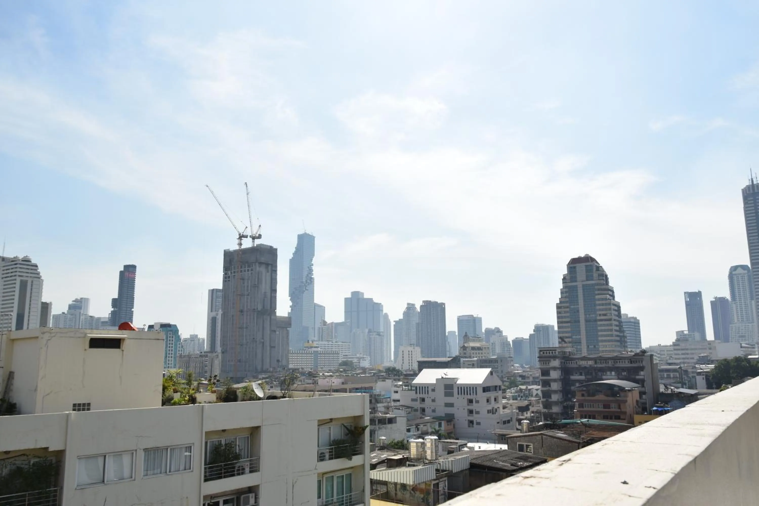 City view in Like Home