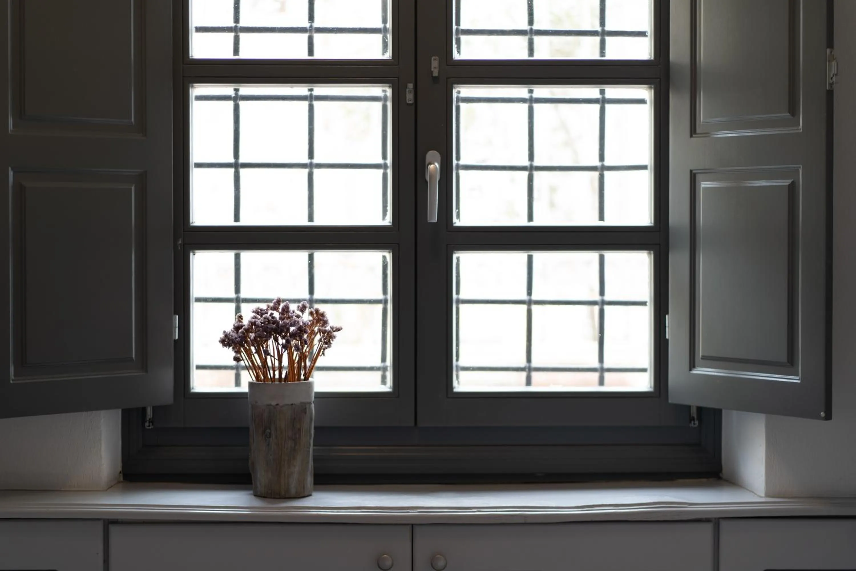 Decorative detail in Kastro Mansion