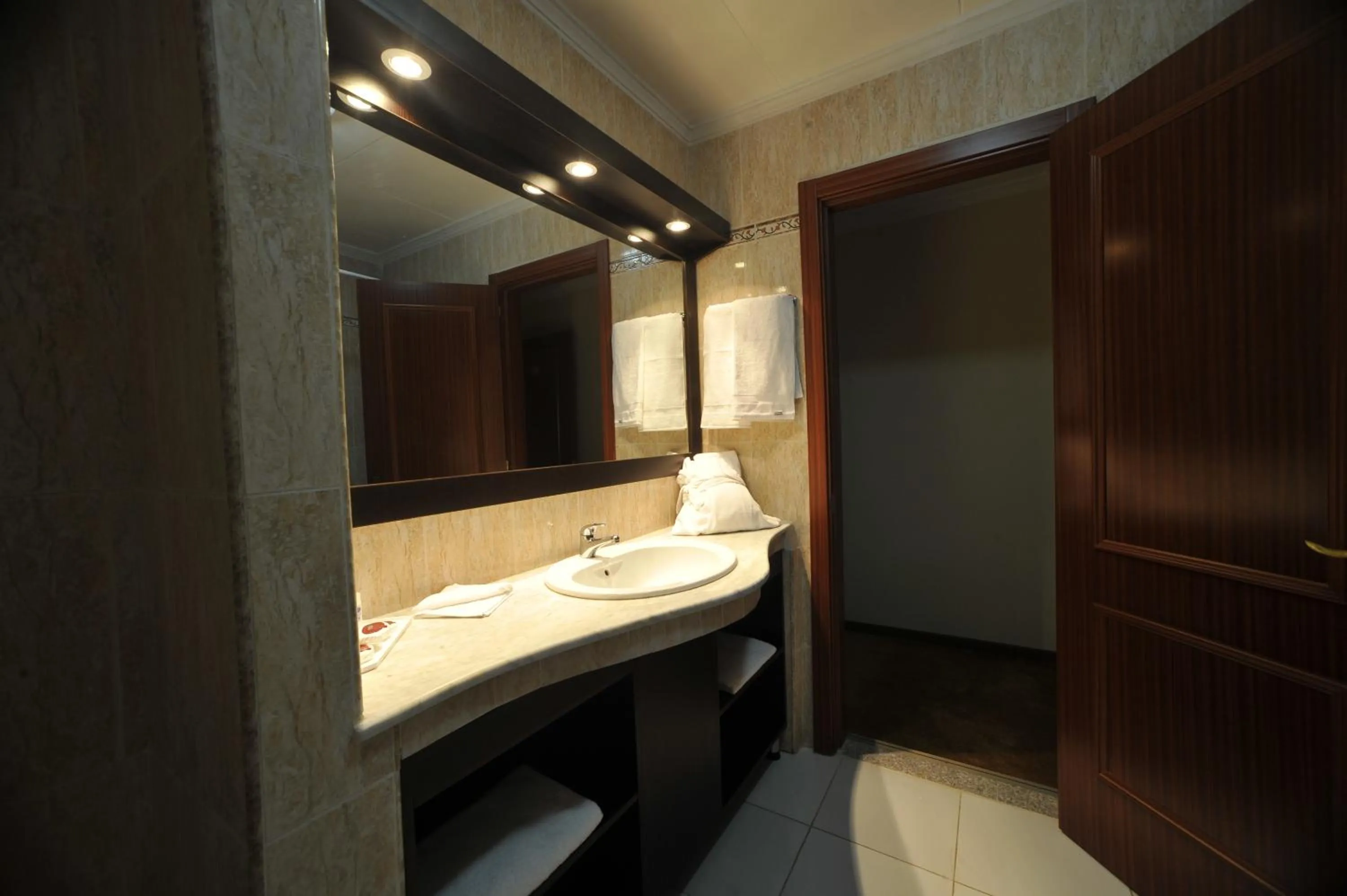 Bathroom in Numidien Hotel