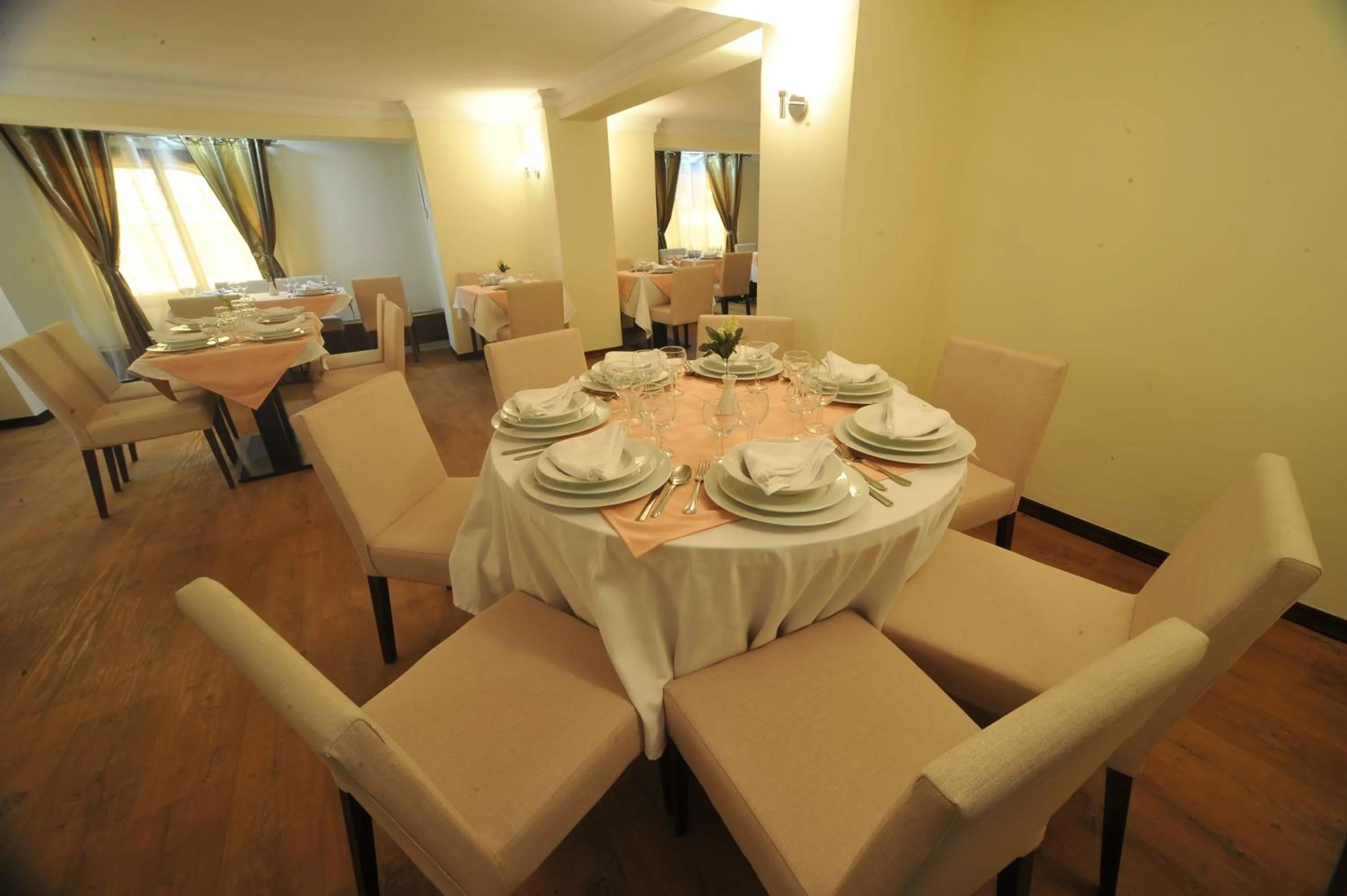 Restaurant/places to eat in Numidien Hotel