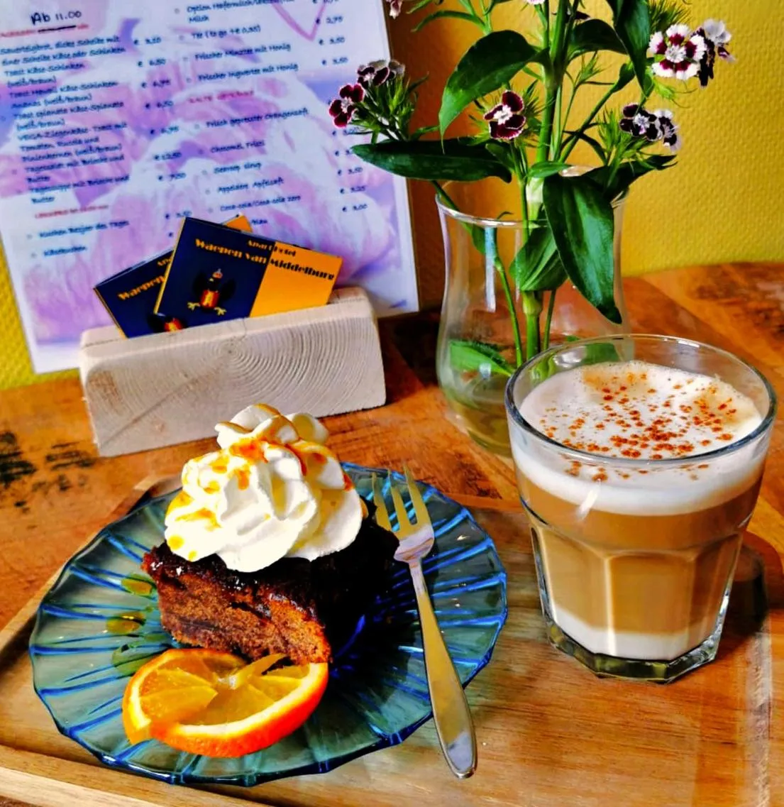 Restaurant/places to eat in ApartHotel Waepen van Middelburg