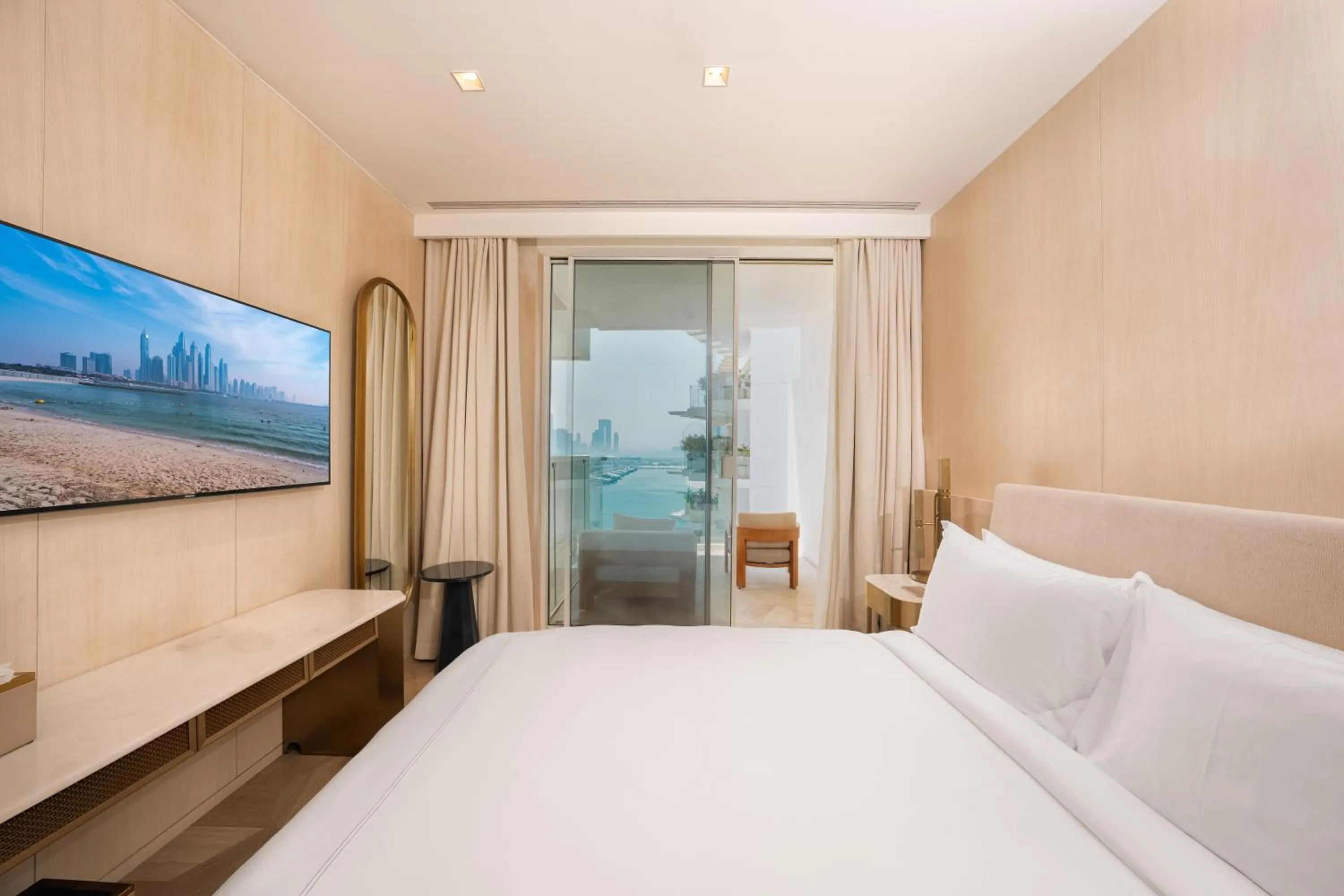 Bedroom, Bed in FIVE Palm Jumeirah Dubai