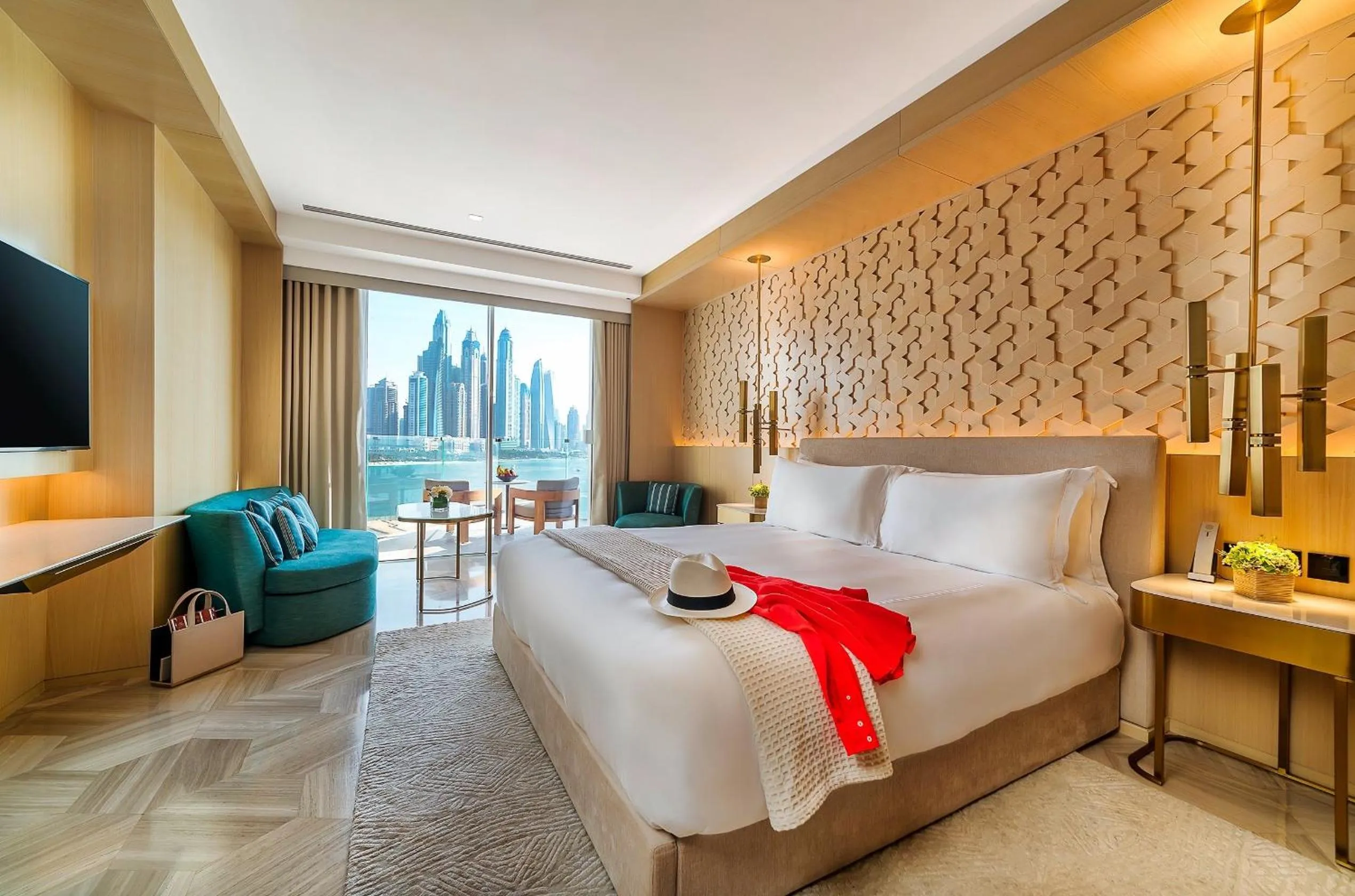 Bedroom, Bed in FIVE Palm Jumeirah Dubai