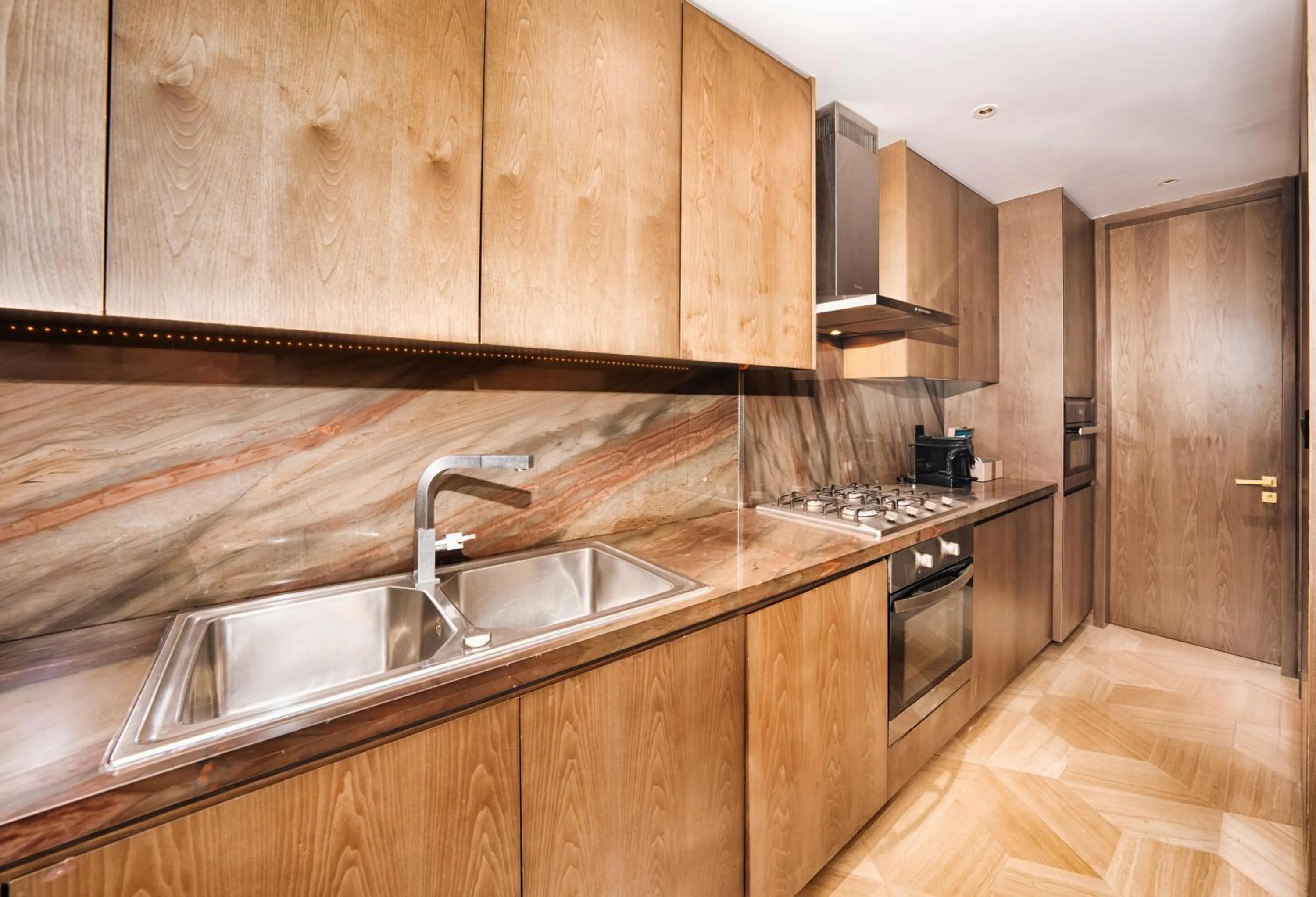 Kitchen or kitchenette in FIVE Palm Jumeirah Dubai