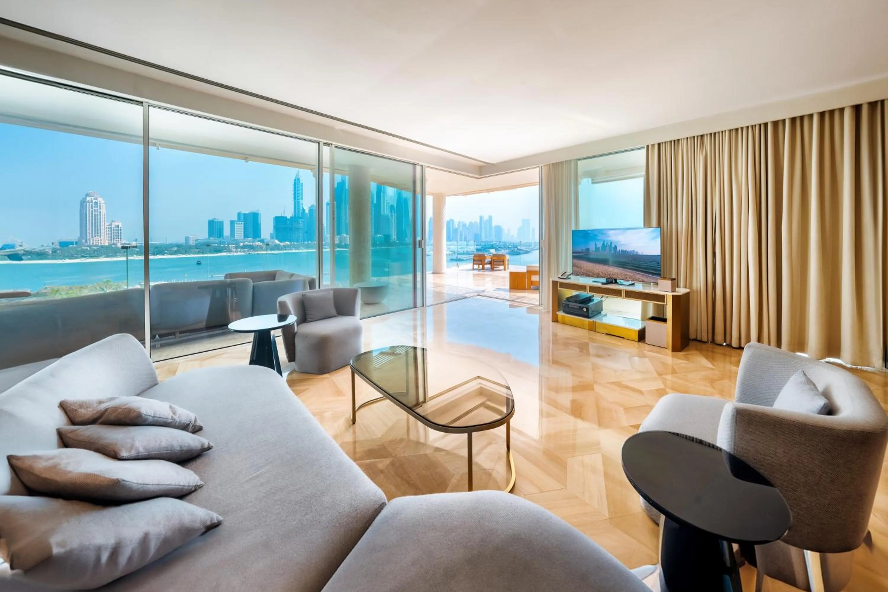 Living room in FIVE Palm Jumeirah Dubai