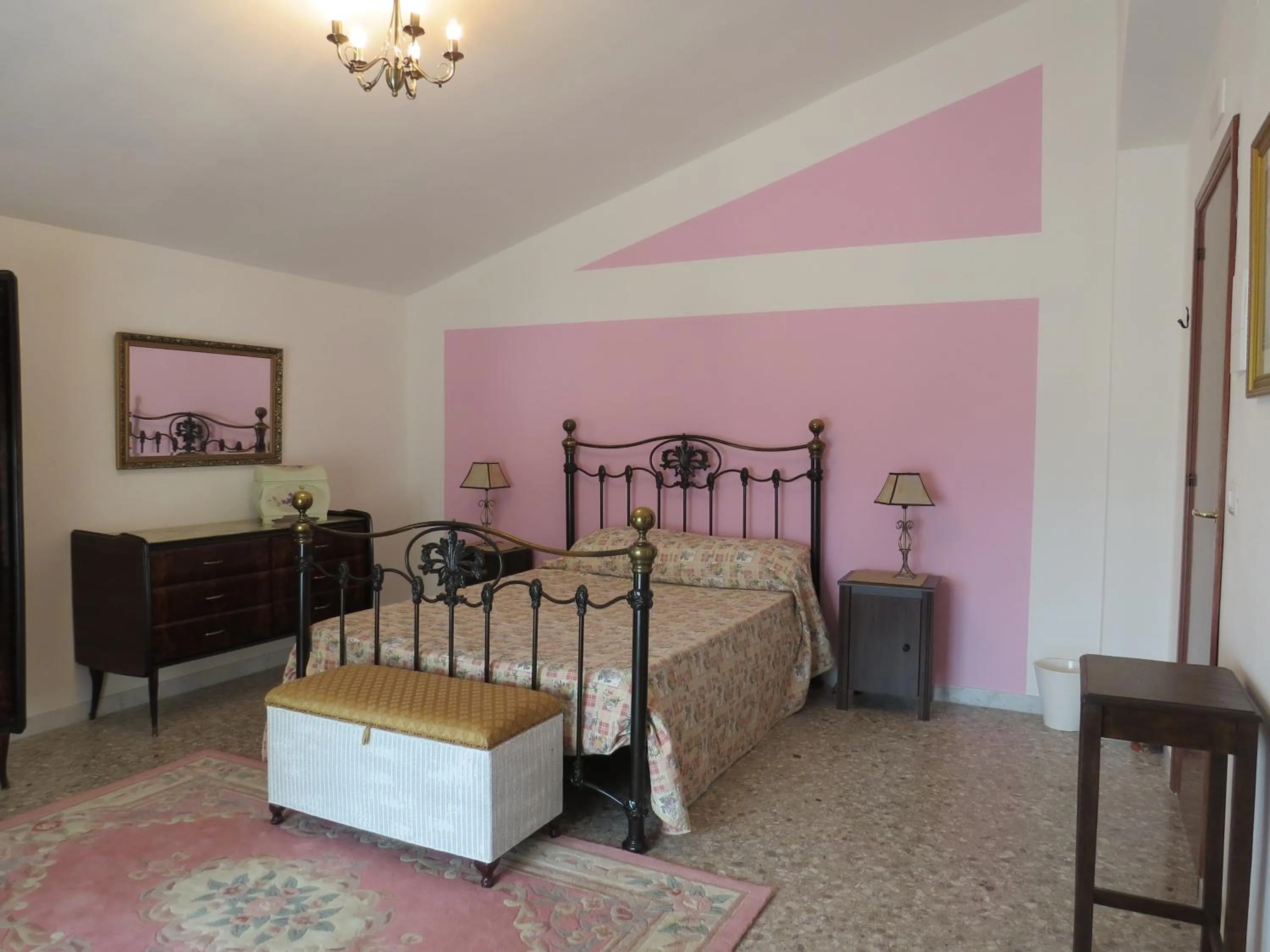 Bed in Villa 2 Fields