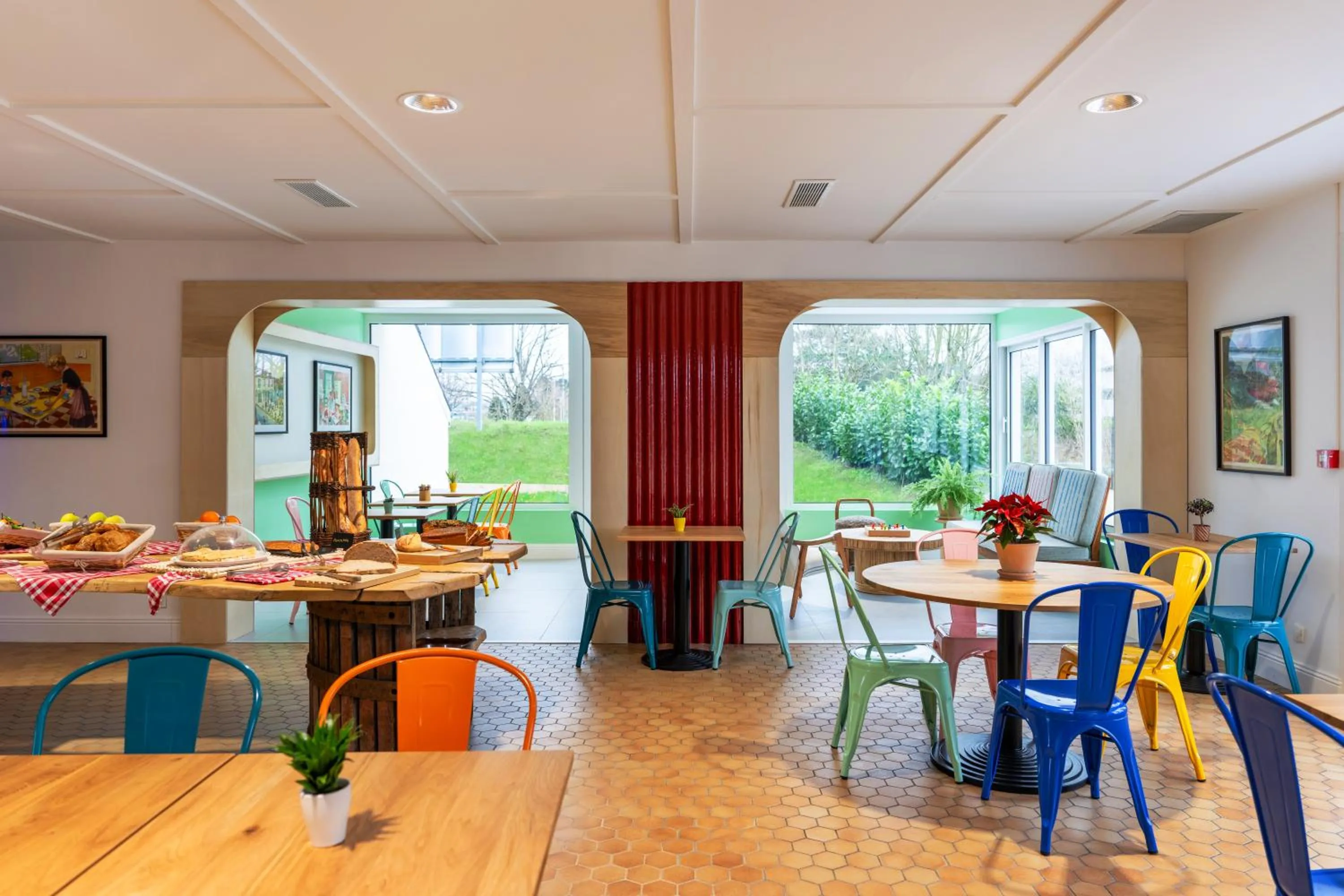 Food and drinks in greet Hotel Chatellerault