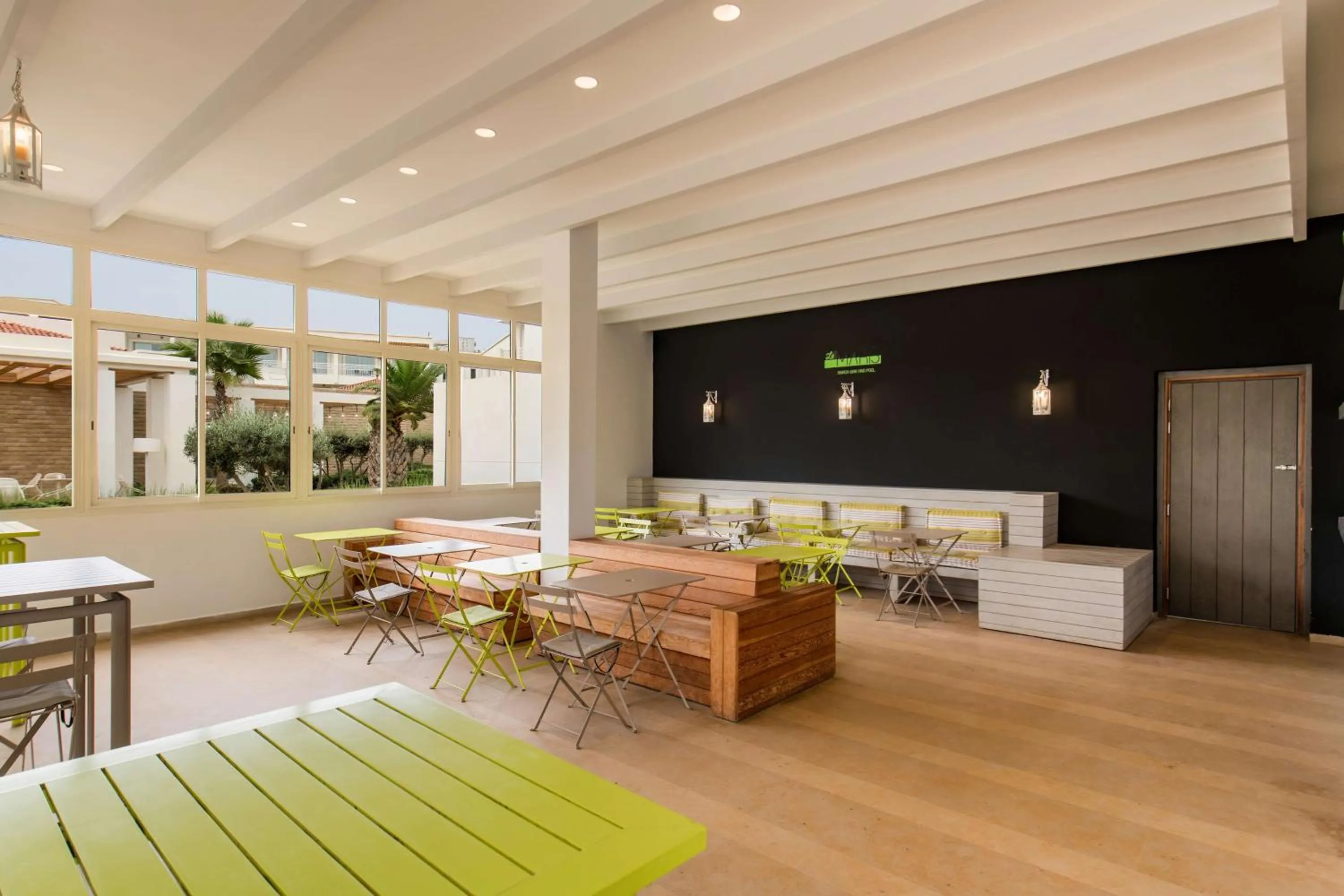 Lounge or bar in Radisson Blu Resort Saidia Beach