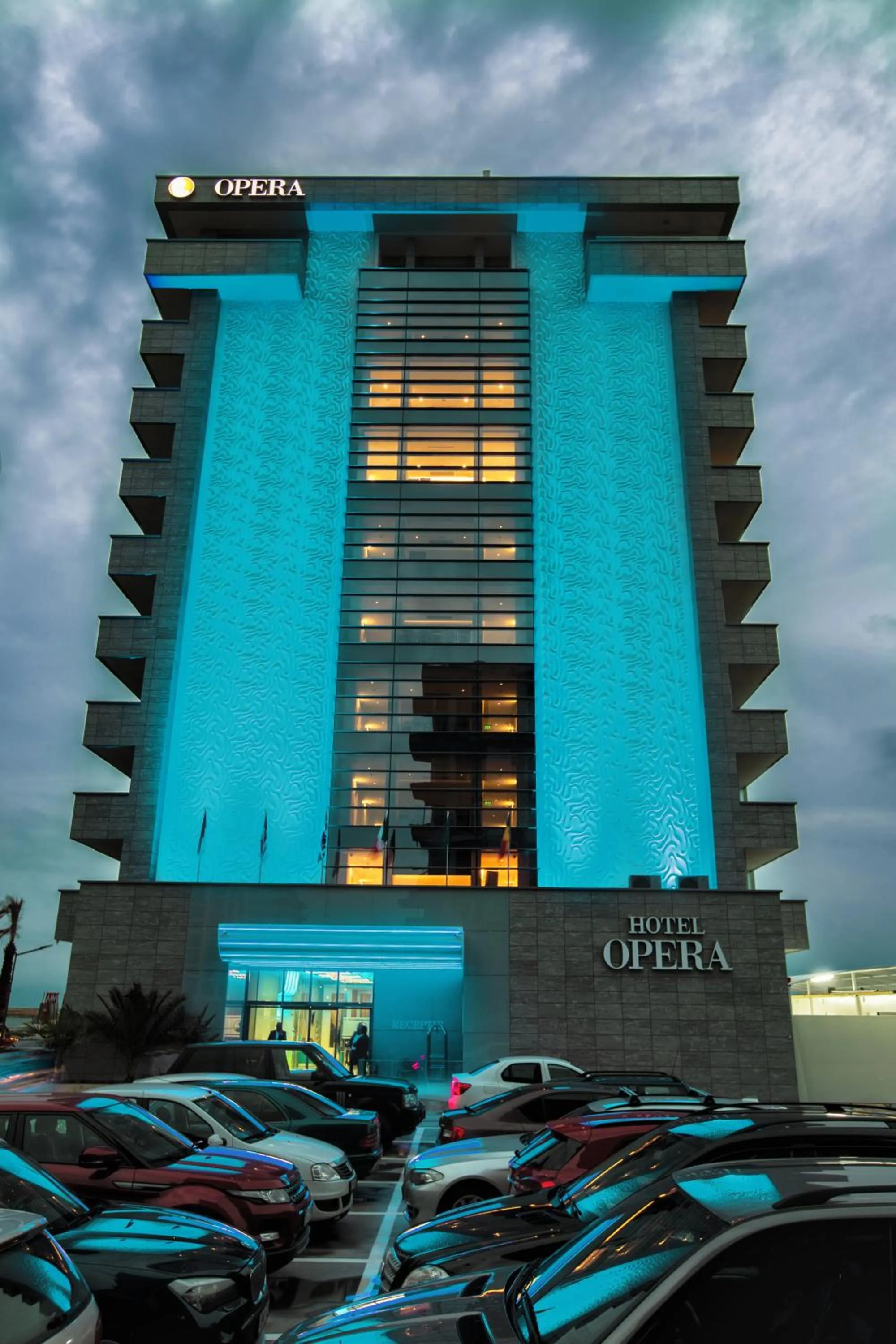Facade/entrance in Hotel Opera Mamaia