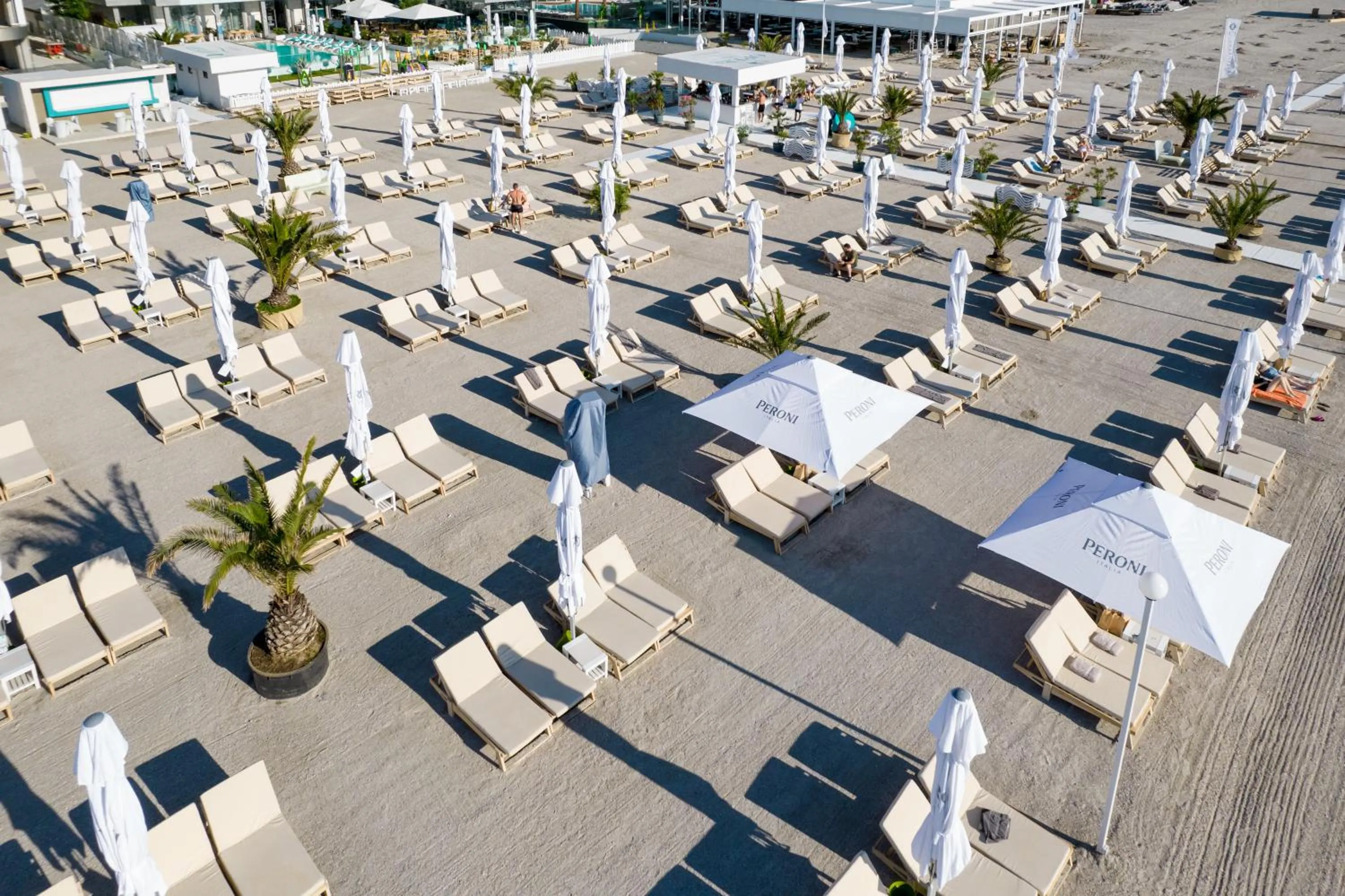 Beach in Hotel Opera Mamaia
