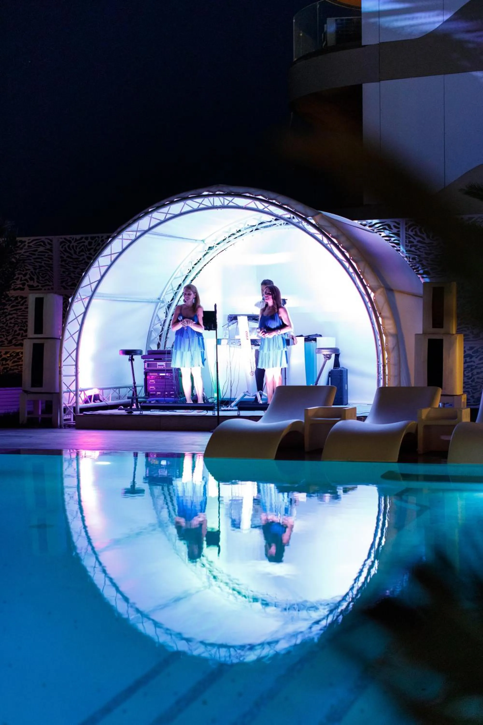 Restaurant/places to eat in Hotel Opera Mamaia