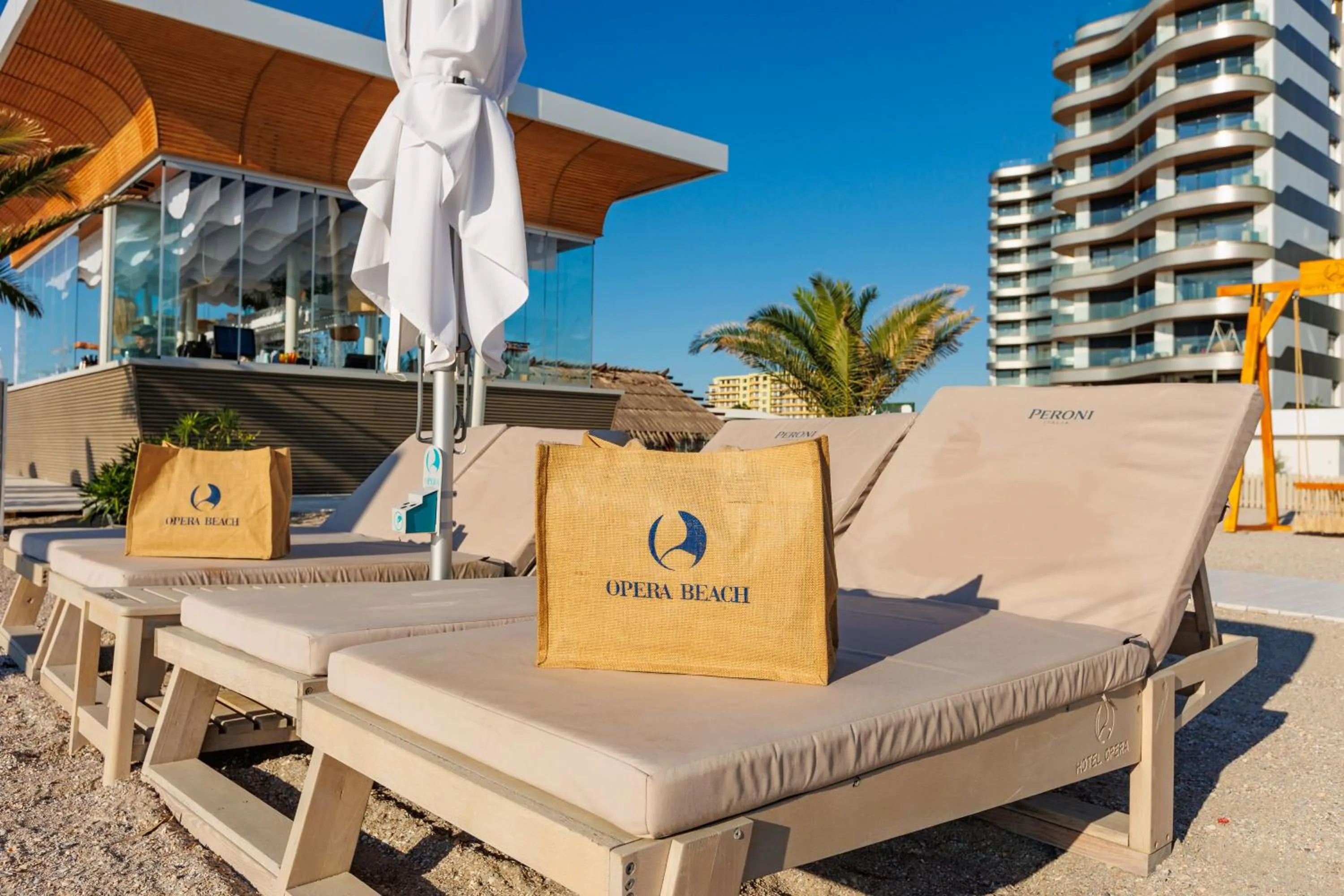 Beach in Hotel Opera Mamaia