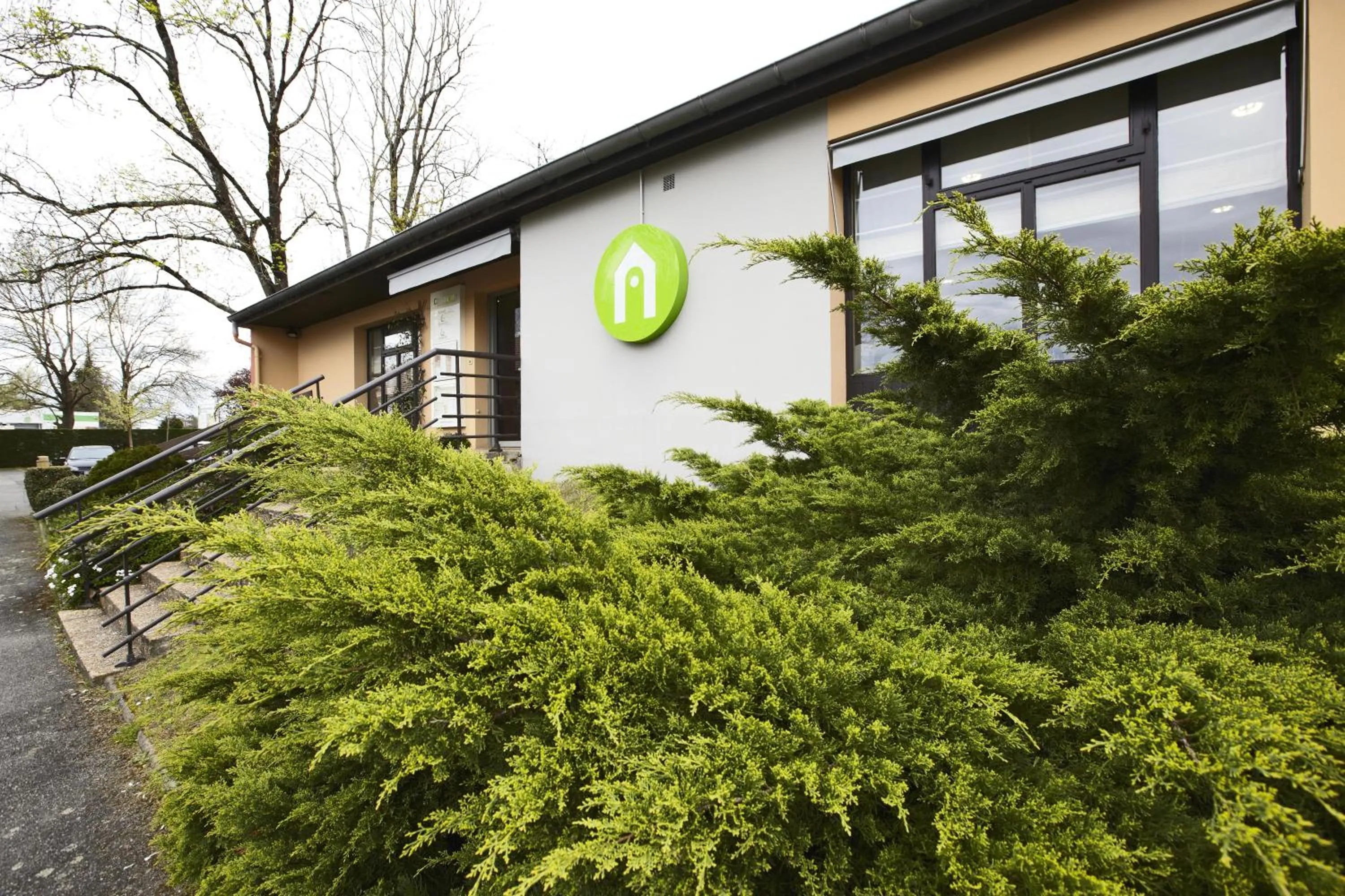 Property building in Campanile Pau Est-Bizanos