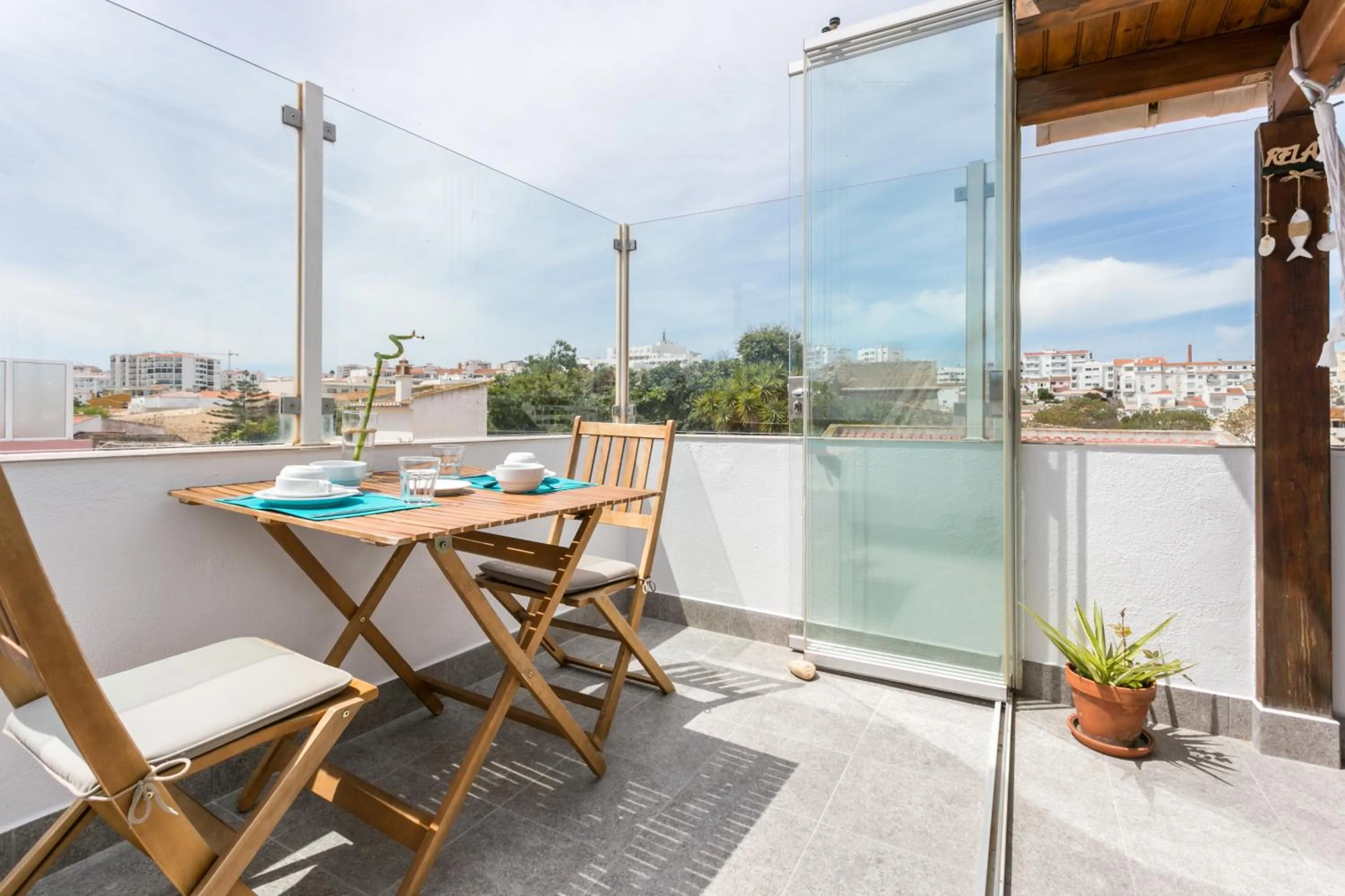 Balcony/Terrace in 3 Marias Garden House B&B