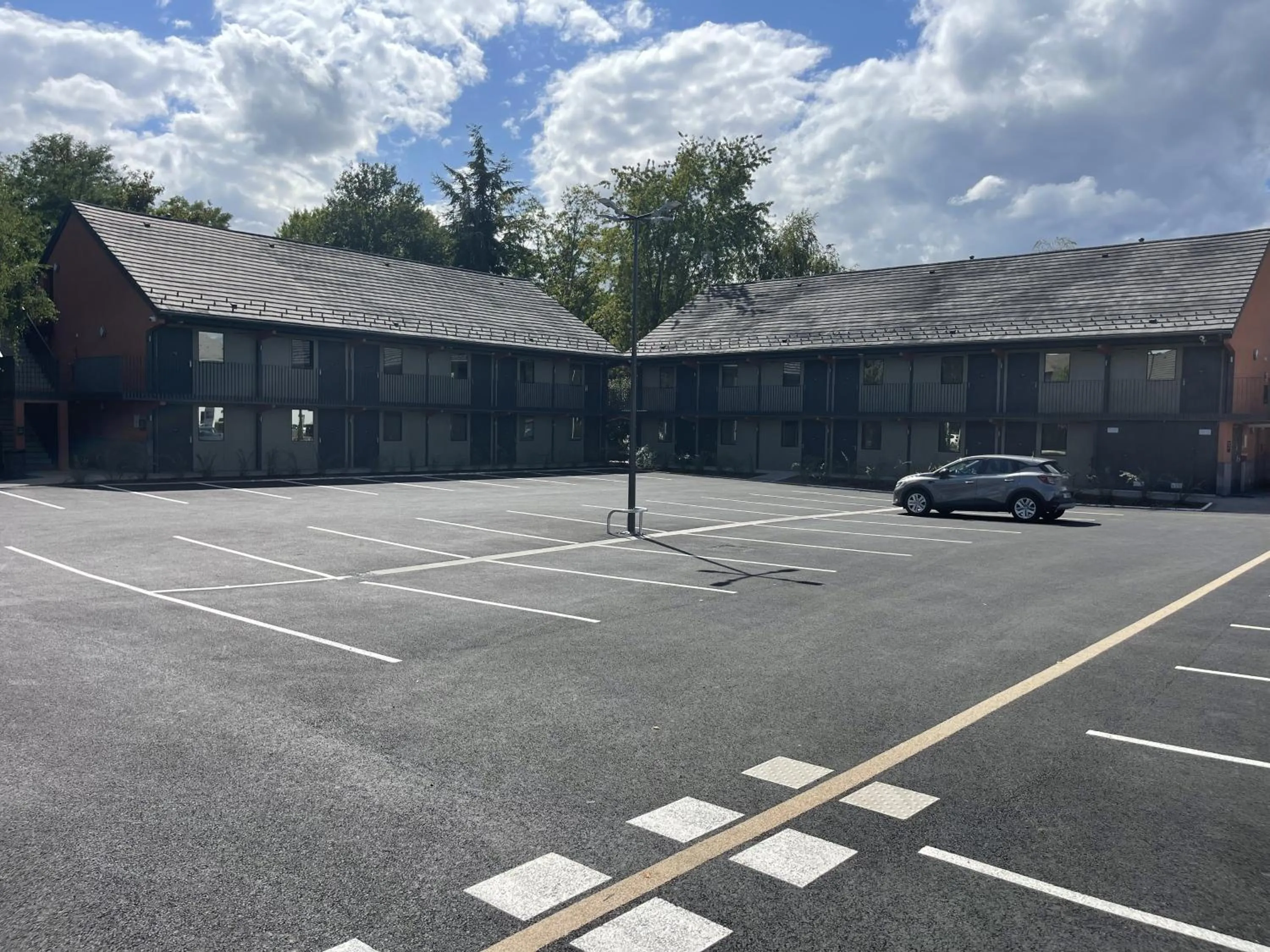 Property building in Campanile NATURE - Clermont-Ferrand Nord Riom