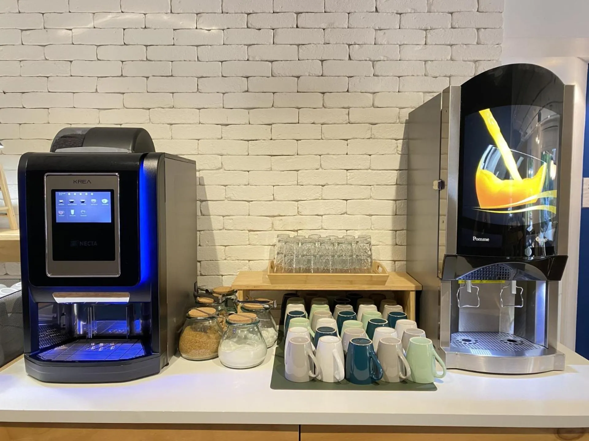 Continental breakfast in Kyriad Direct Roanne Hôtel