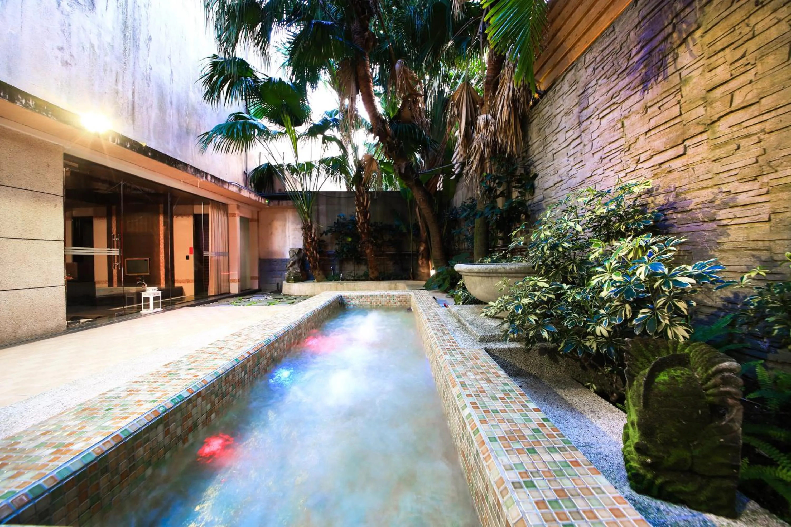 Garden in Q Motel精品旅館