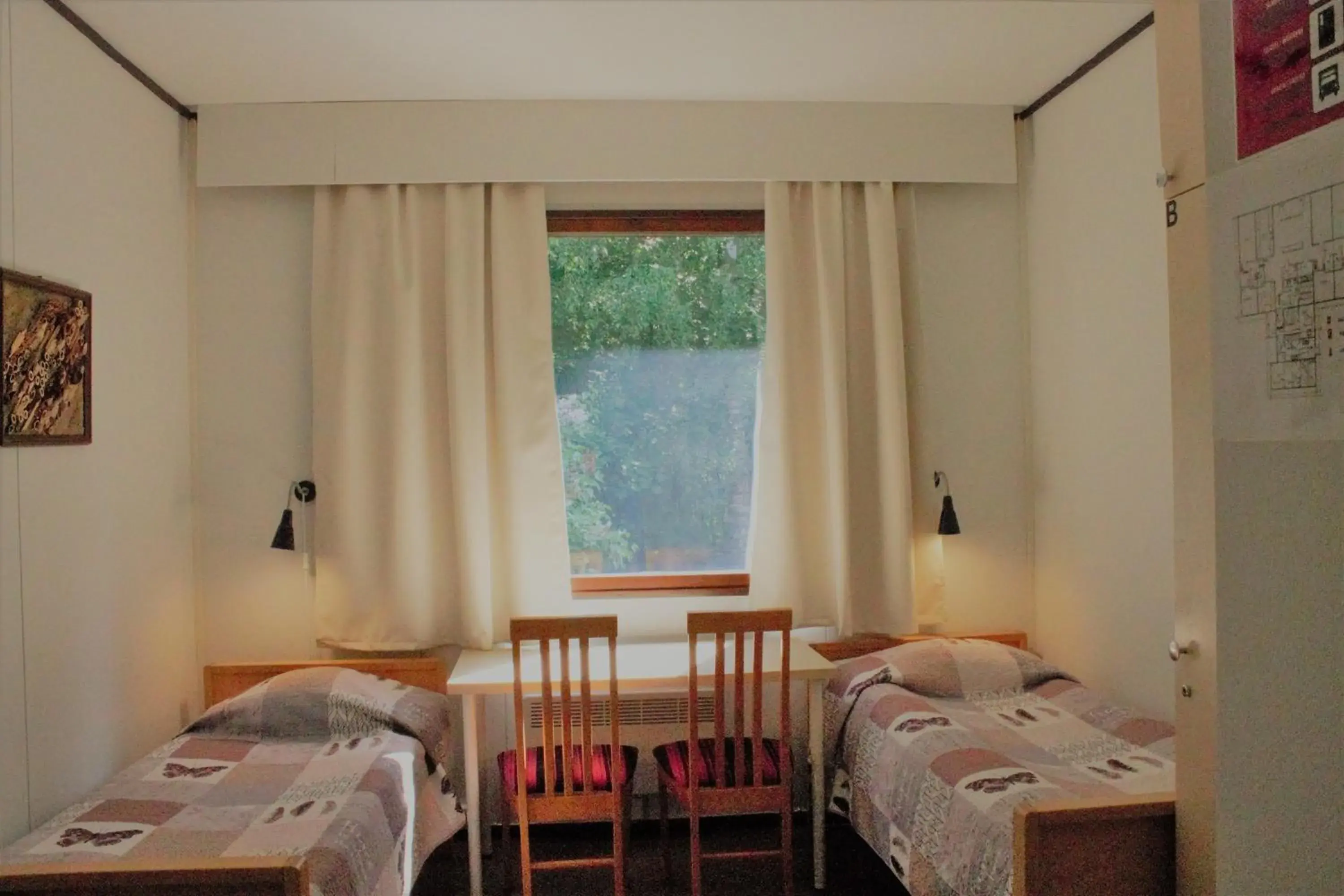 Budget Twin Room - single occupancy in Guesthouse - Kuin Kotonaan Budget Twin Room - single occupancy in Guesthouse - Kuin Kotonaan
