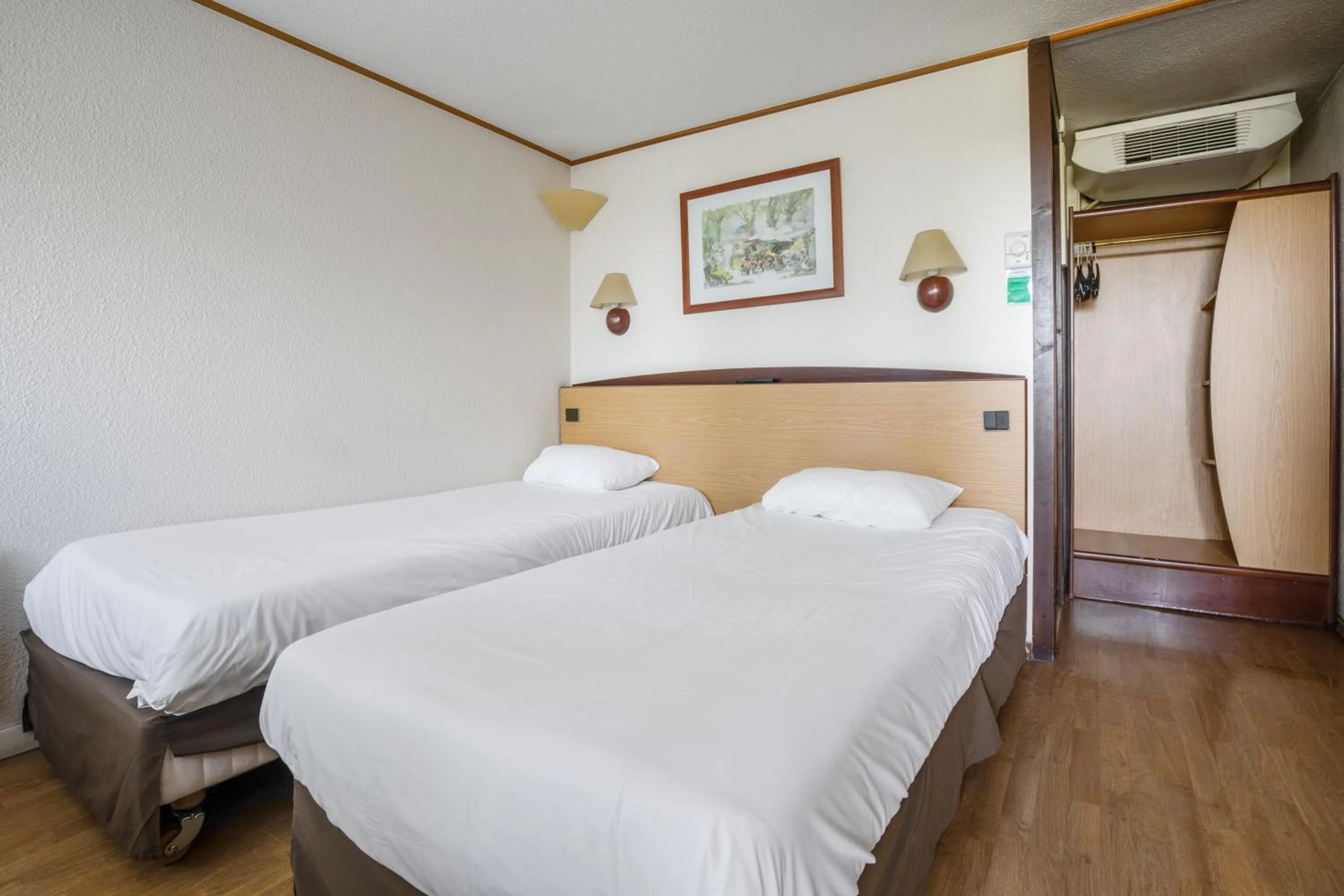 Bed in Campanile Brive-La-Gaillarde Ouest
