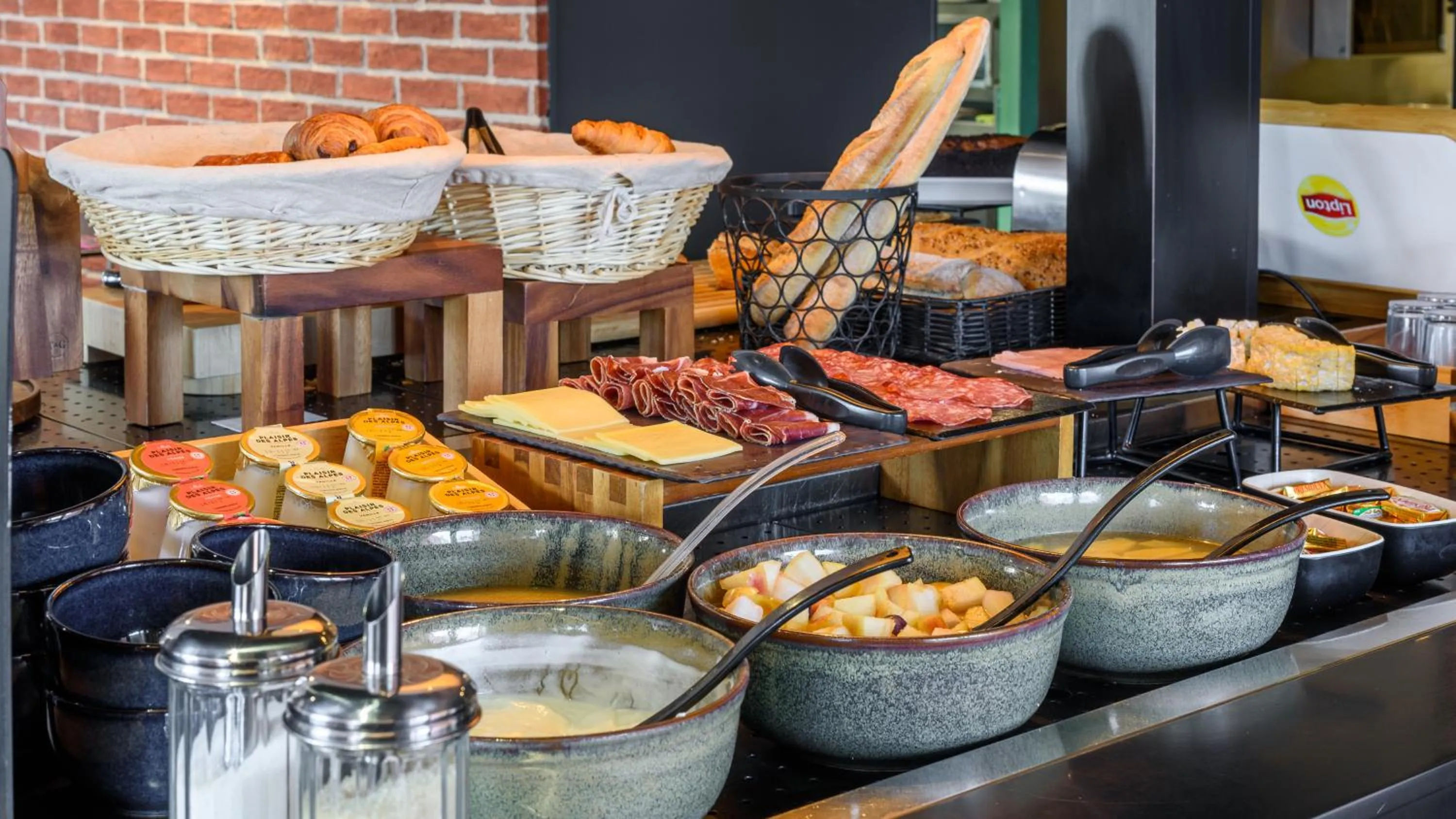 Food and drinks in Campanile Brive-La-Gaillarde Ouest