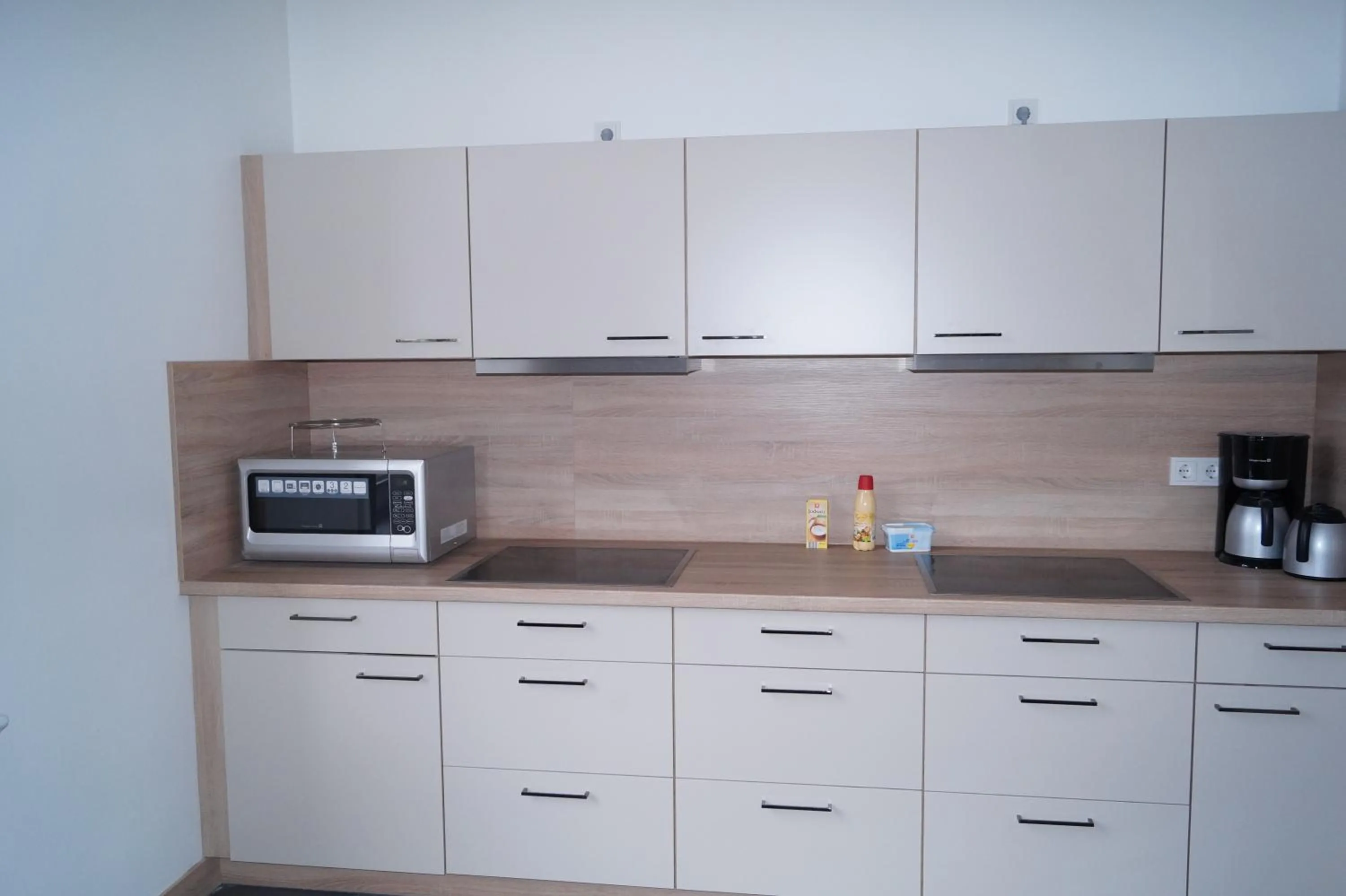 Kitchen or kitchenette in MY-BED Hamburg